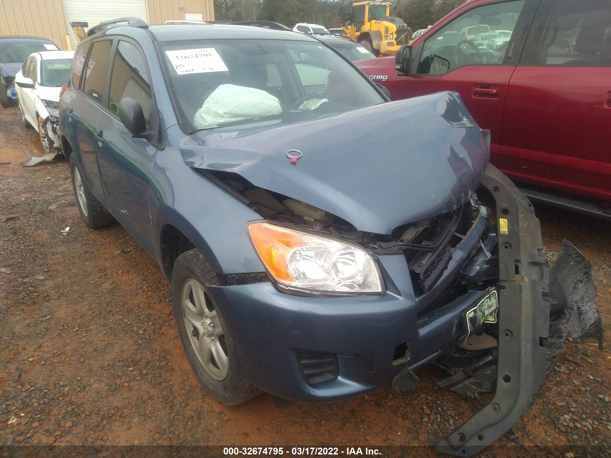 2010 TOYOTA RAV4 — VIN 2T3BF4DV3AW049453 — photo 1 of 11