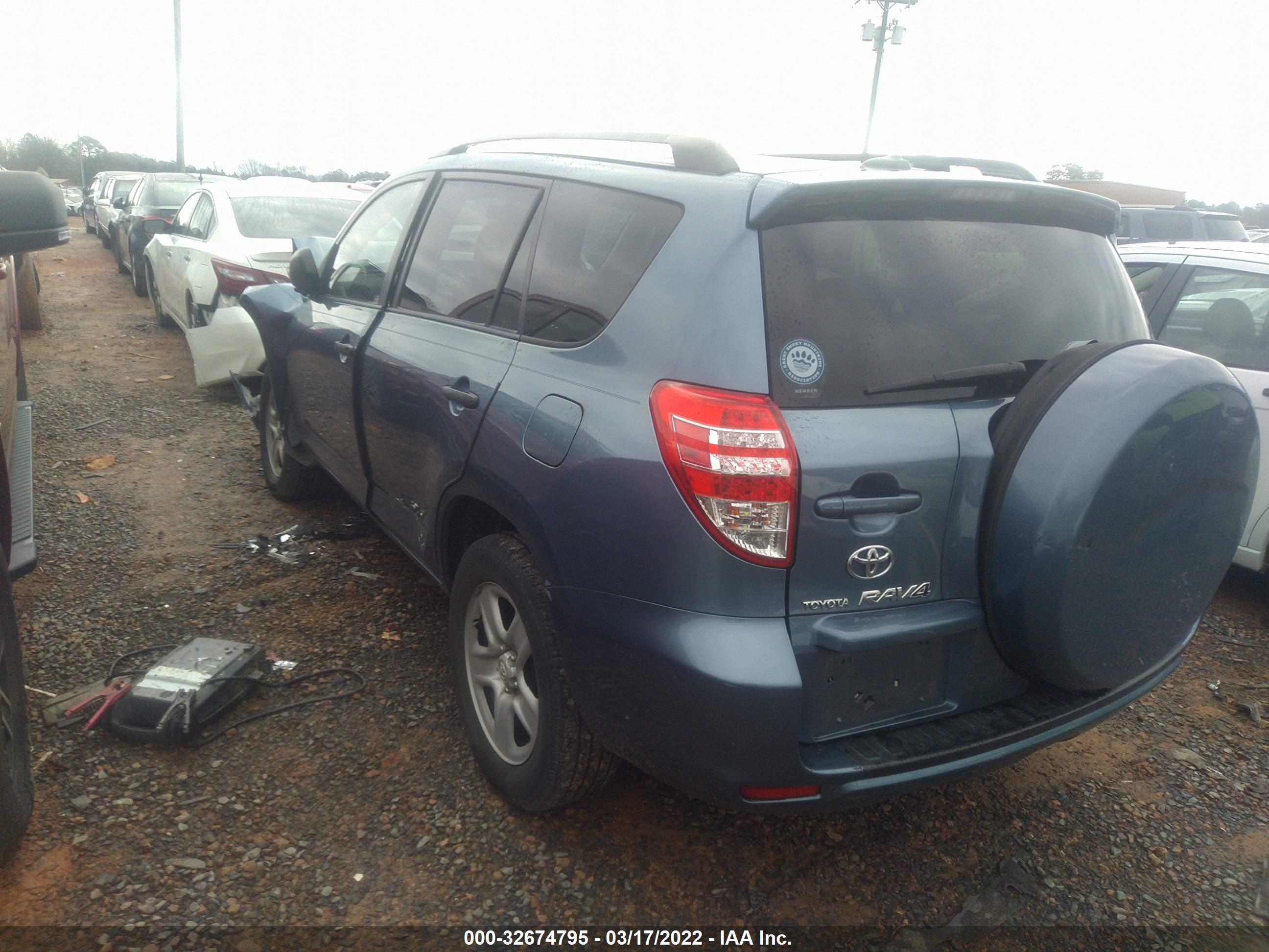 2010 TOYOTA RAV4 — VIN 2T3BF4DV3AW049453 — photo 3