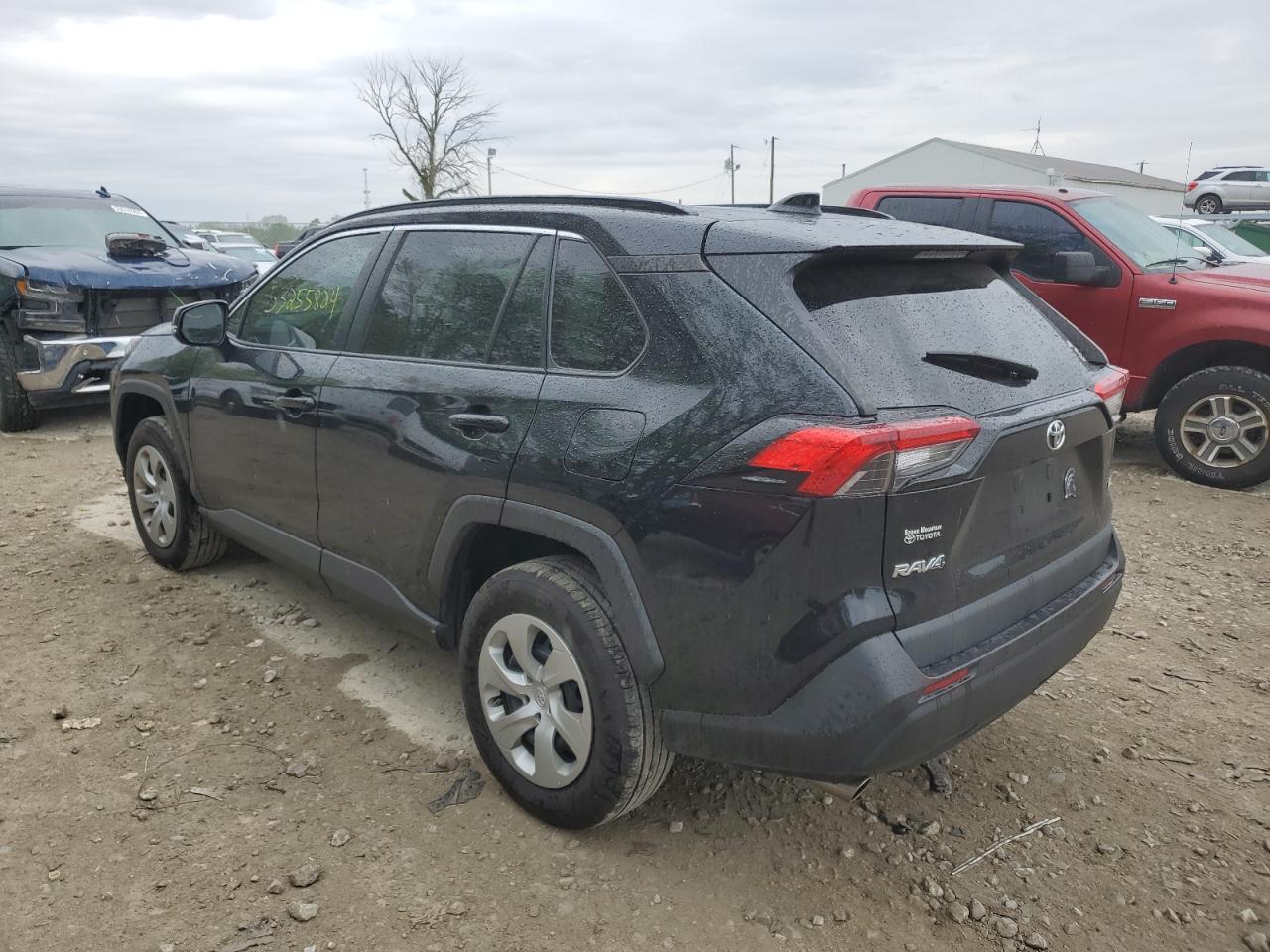 2019 TOYOTA RAV4 LE — VIN 2T3K1RFV1KW044326 — photo 2
