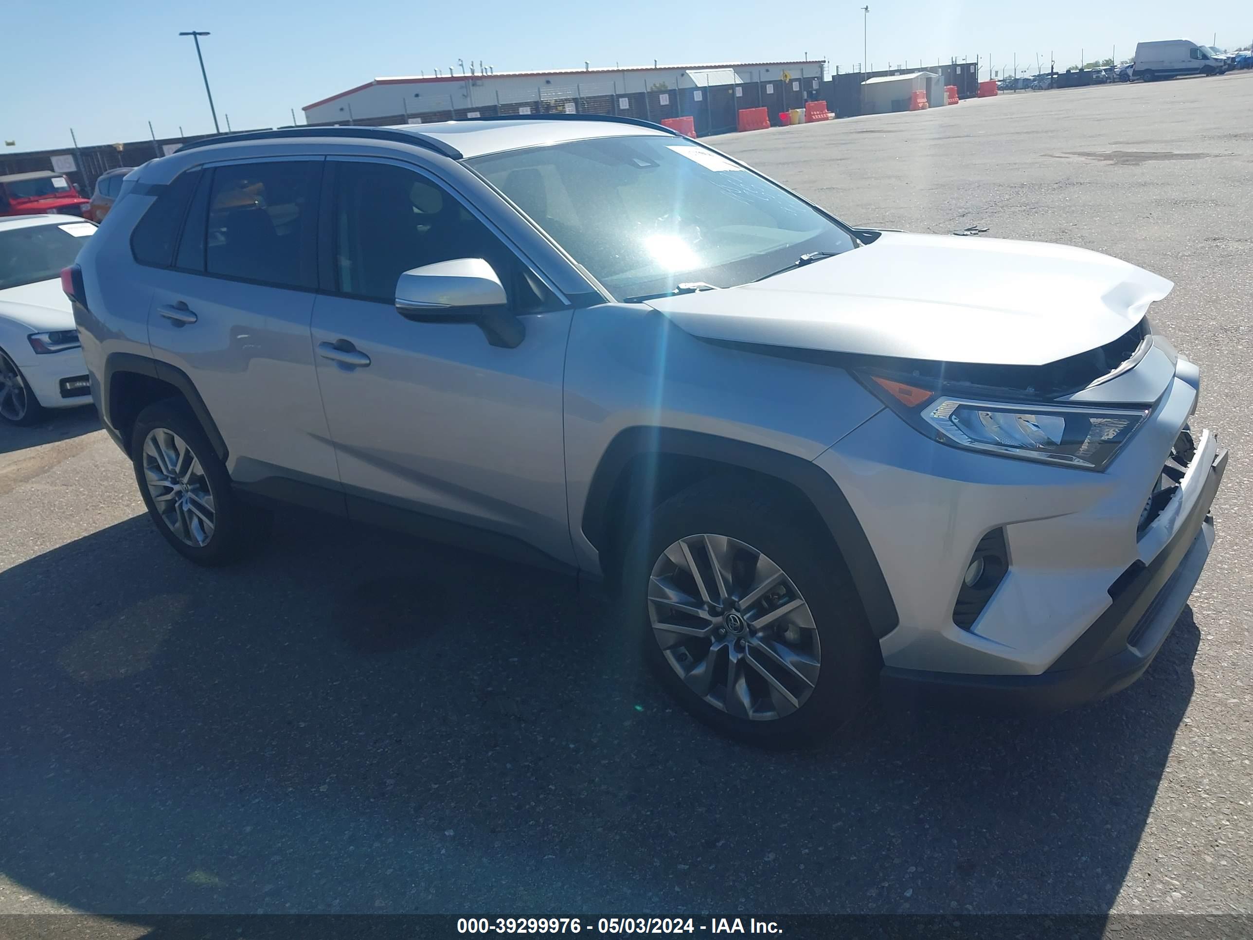 2019 TOYOTA RAV4 XLE PREMIUM