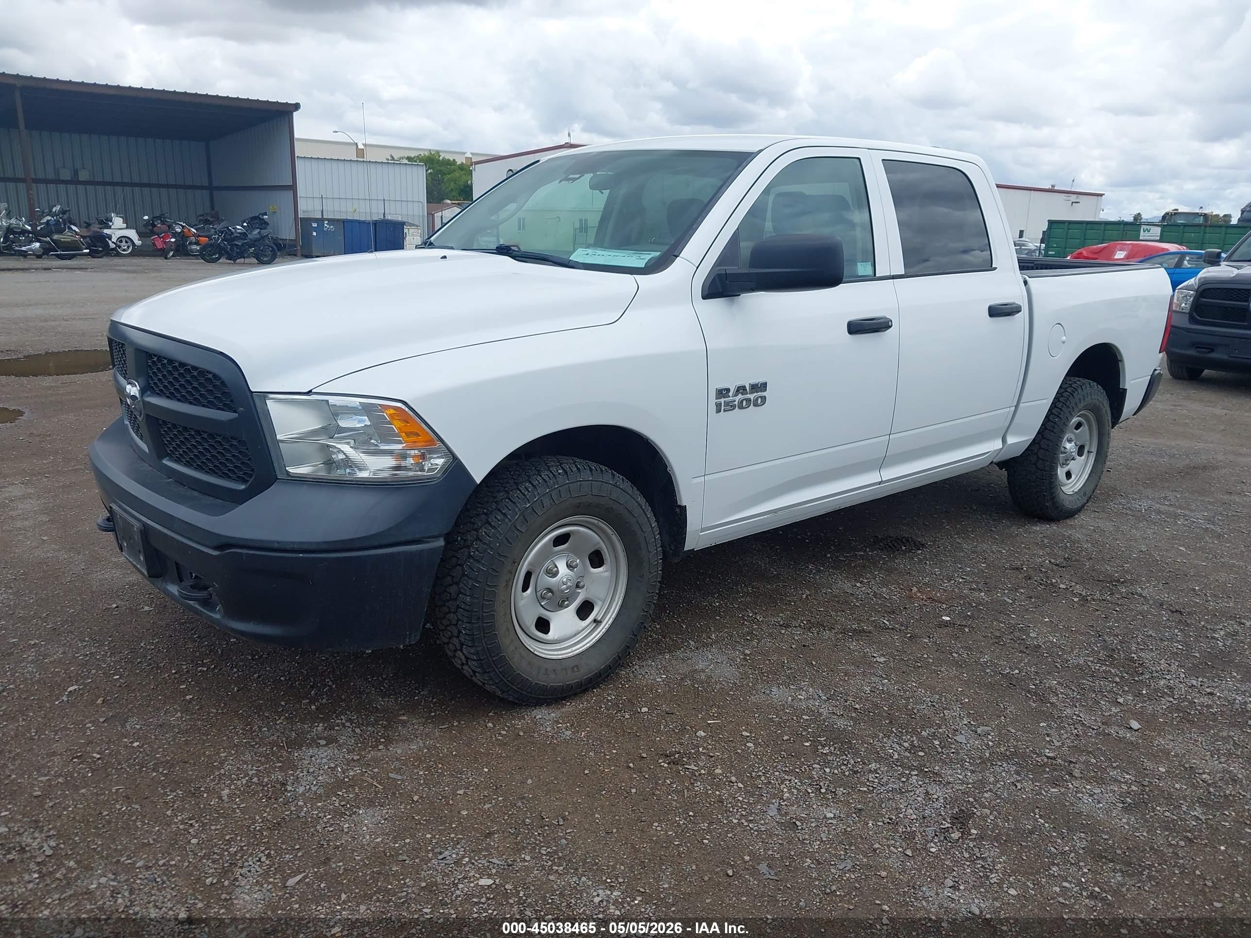 2018 RAM 1500 — VIN 1C6RR7KG2JS144176 — photo 2