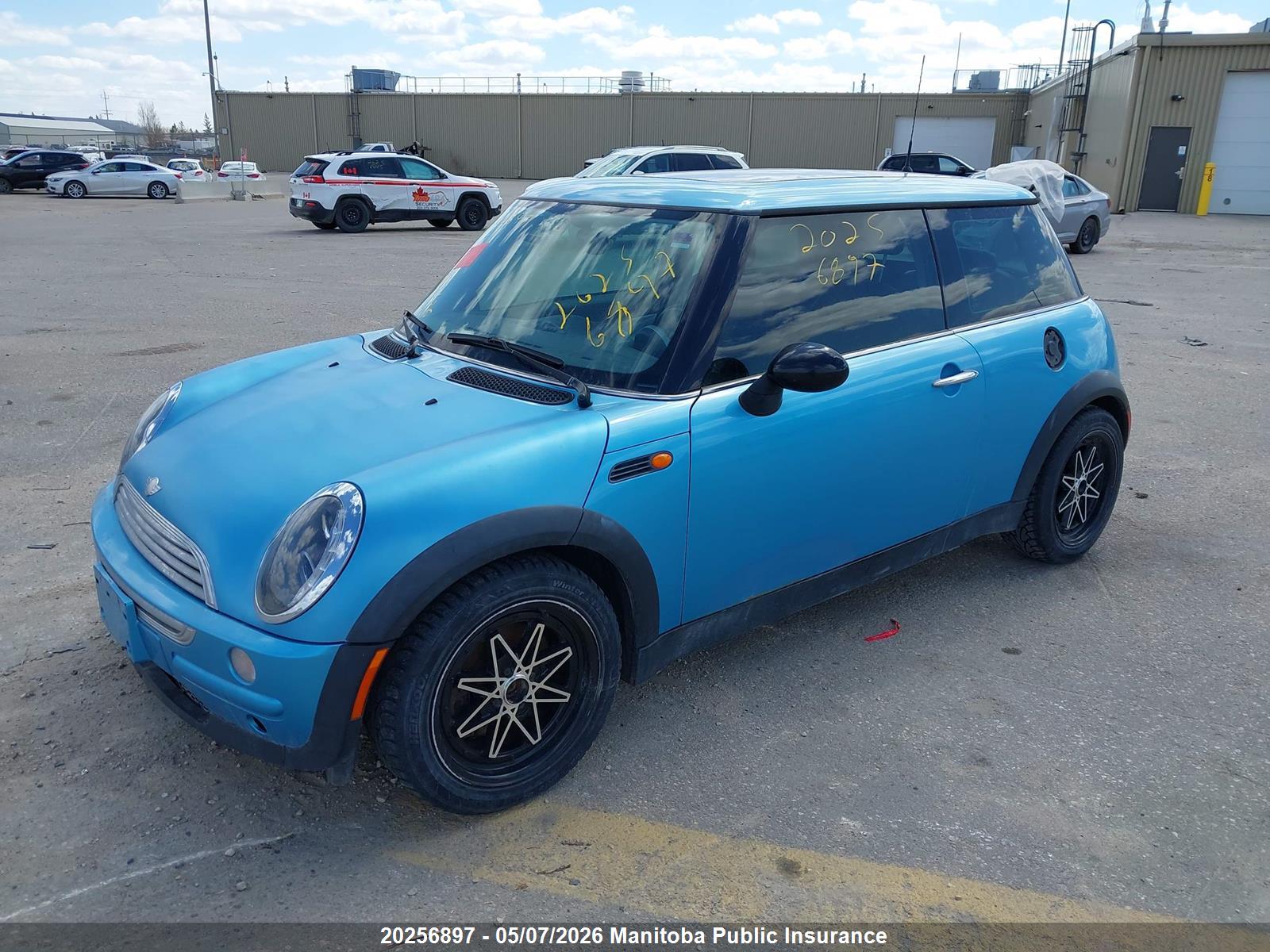 2004 MINI Cooper — VIN WMWRC33404TJ53025 — photo 2