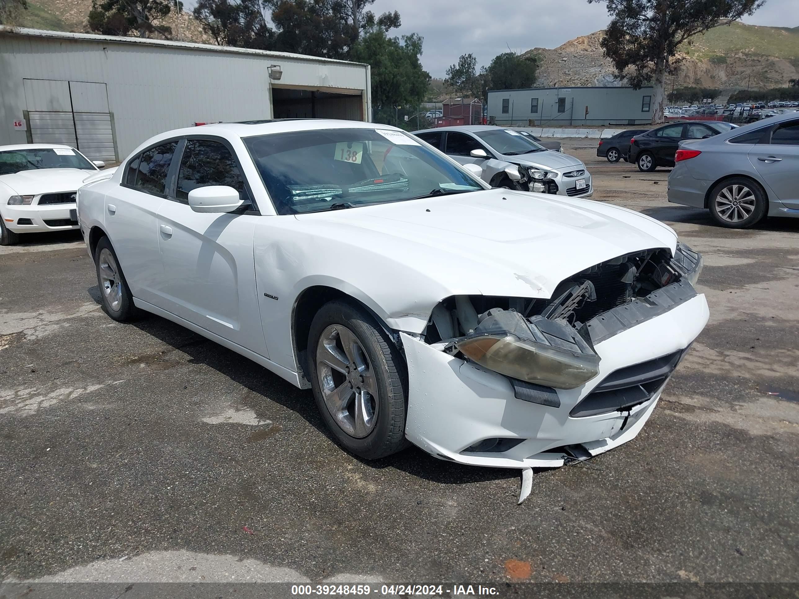 2011 DODGE CHARGER — VIN 2B3CL5CT8BH558749 — photo 1 of 13
