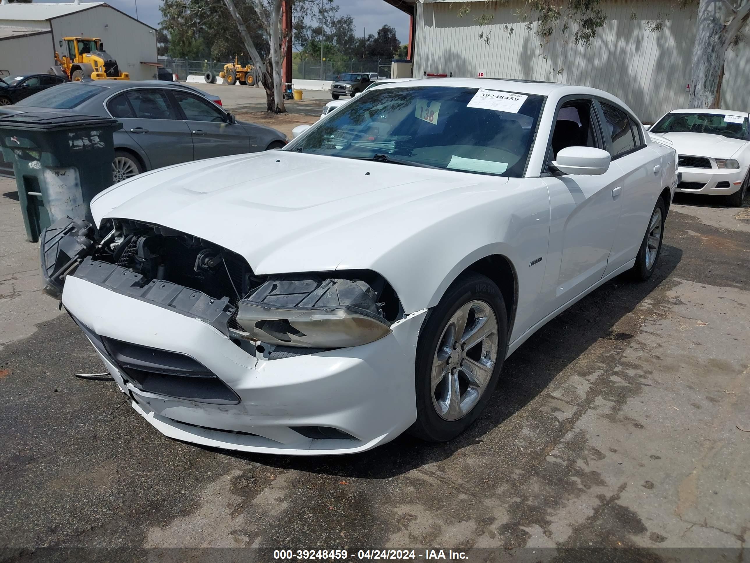 2011 DODGE CHARGER — VIN 2B3CL5CT8BH558749 — photo 2