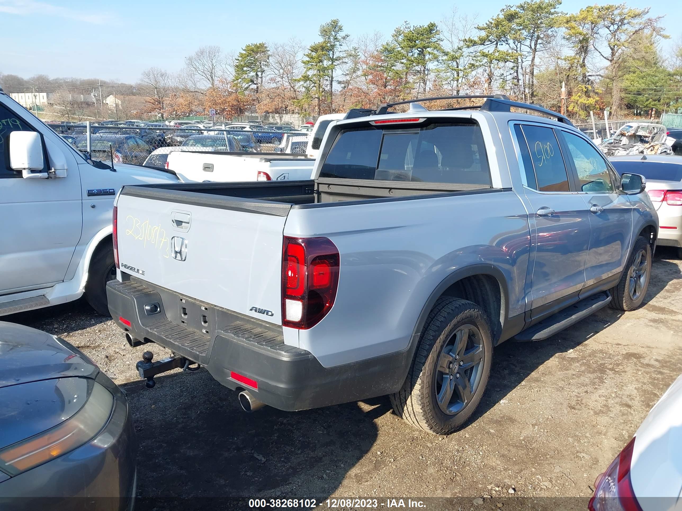 2022 HONDA RIDGELINE — VIN 5FPYK3F57NB034017 — photo 4