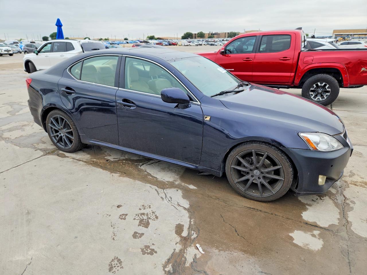 2007 LEXUS IS — VIN JTHBK262472047715 — photo 4