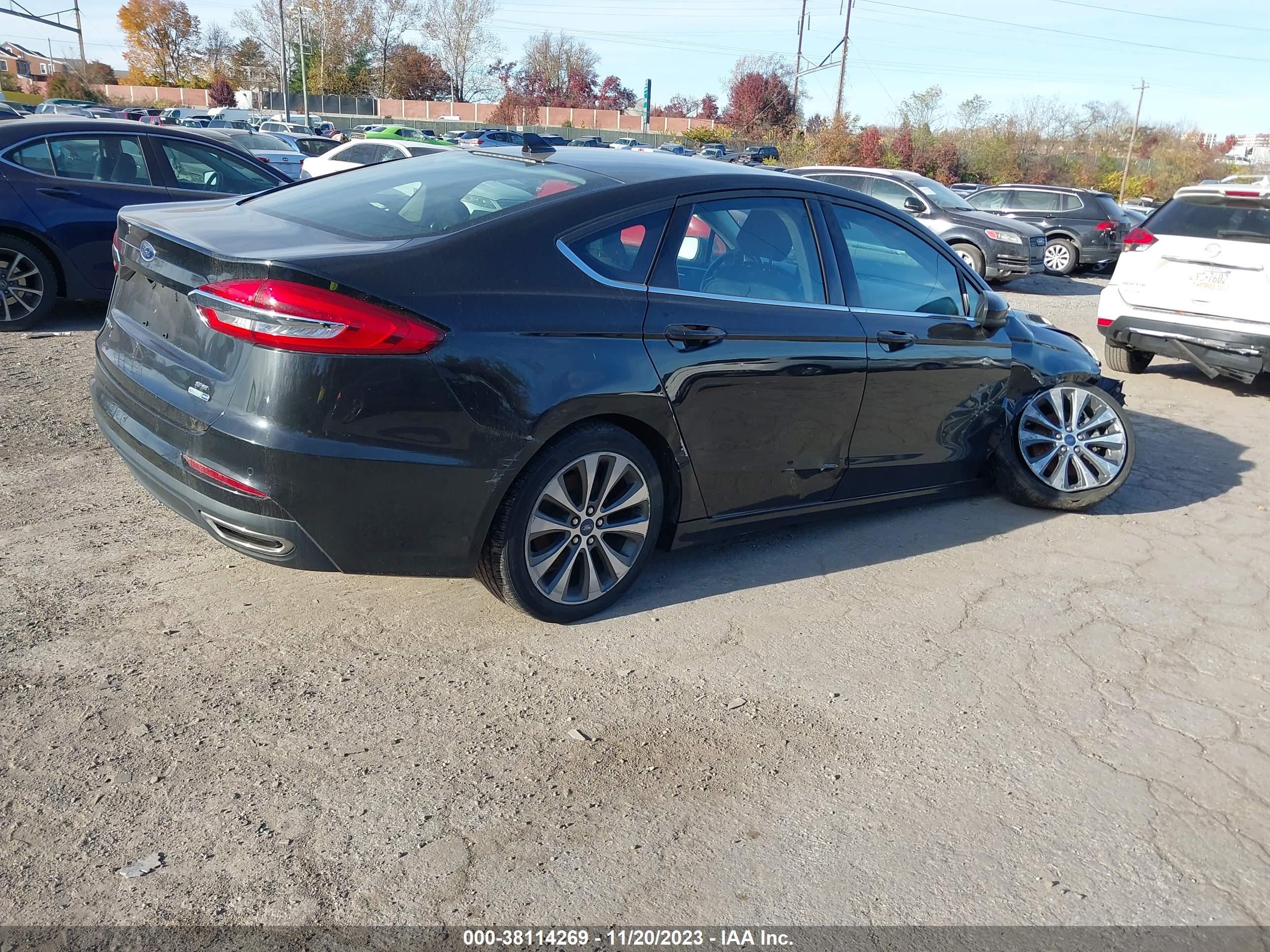 2020 FORD FUSION — VIN 3FA6P0T99LR173011 — photo 4