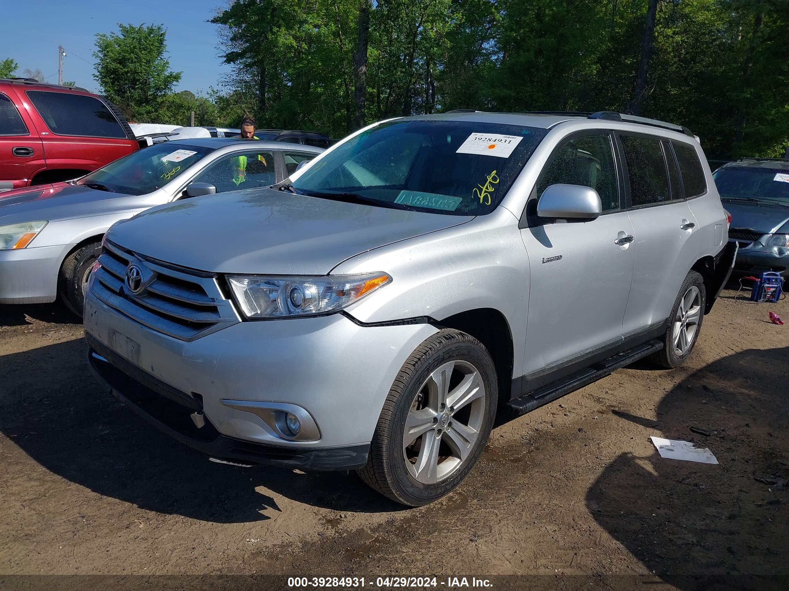 2012 TOYOTA HIGHLANDER — VIN 5TDDK3EH1CS140202 — photo 2