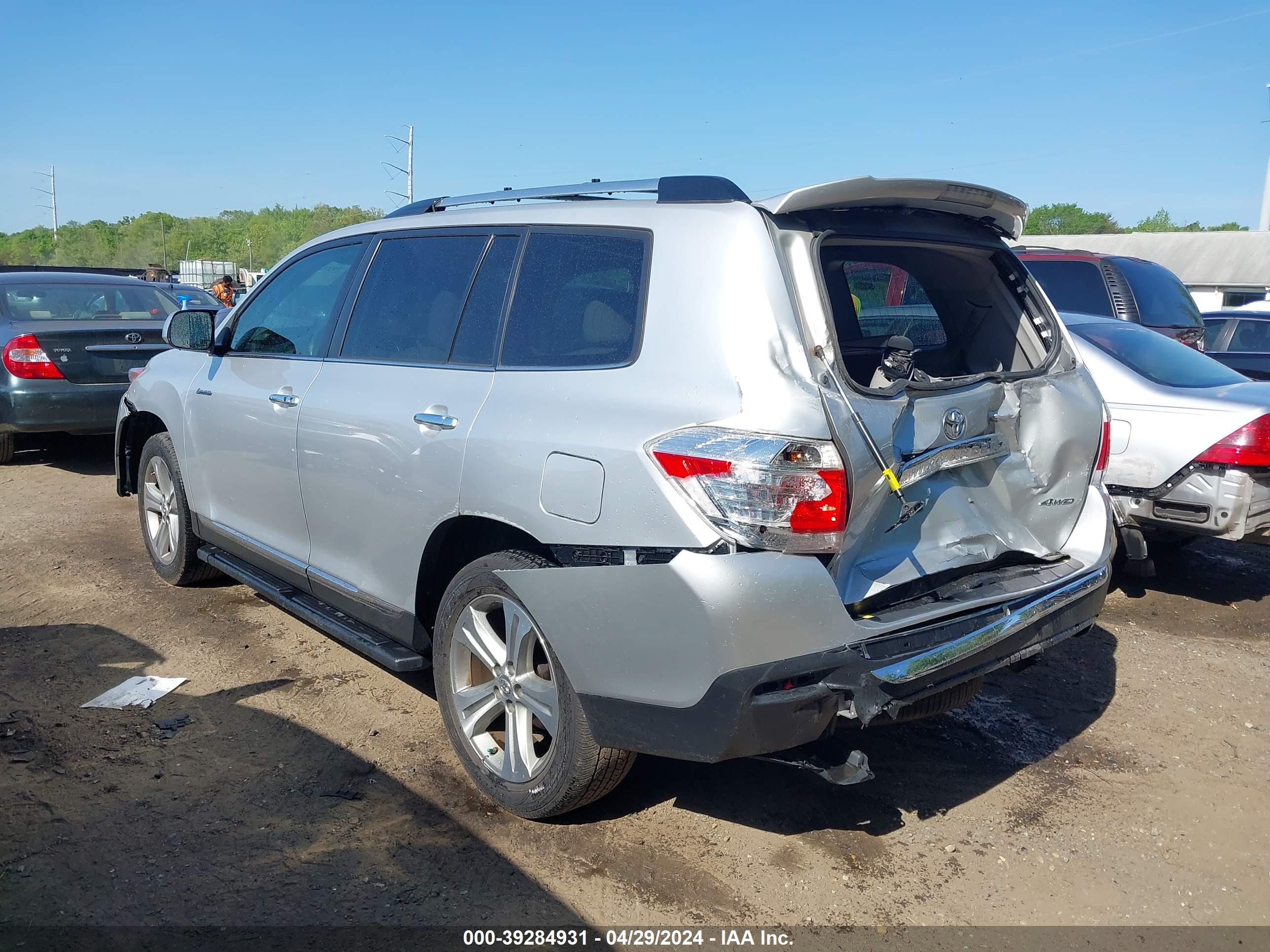 2012 TOYOTA HIGHLANDER — VIN 5TDDK3EH1CS140202 — photo 3
