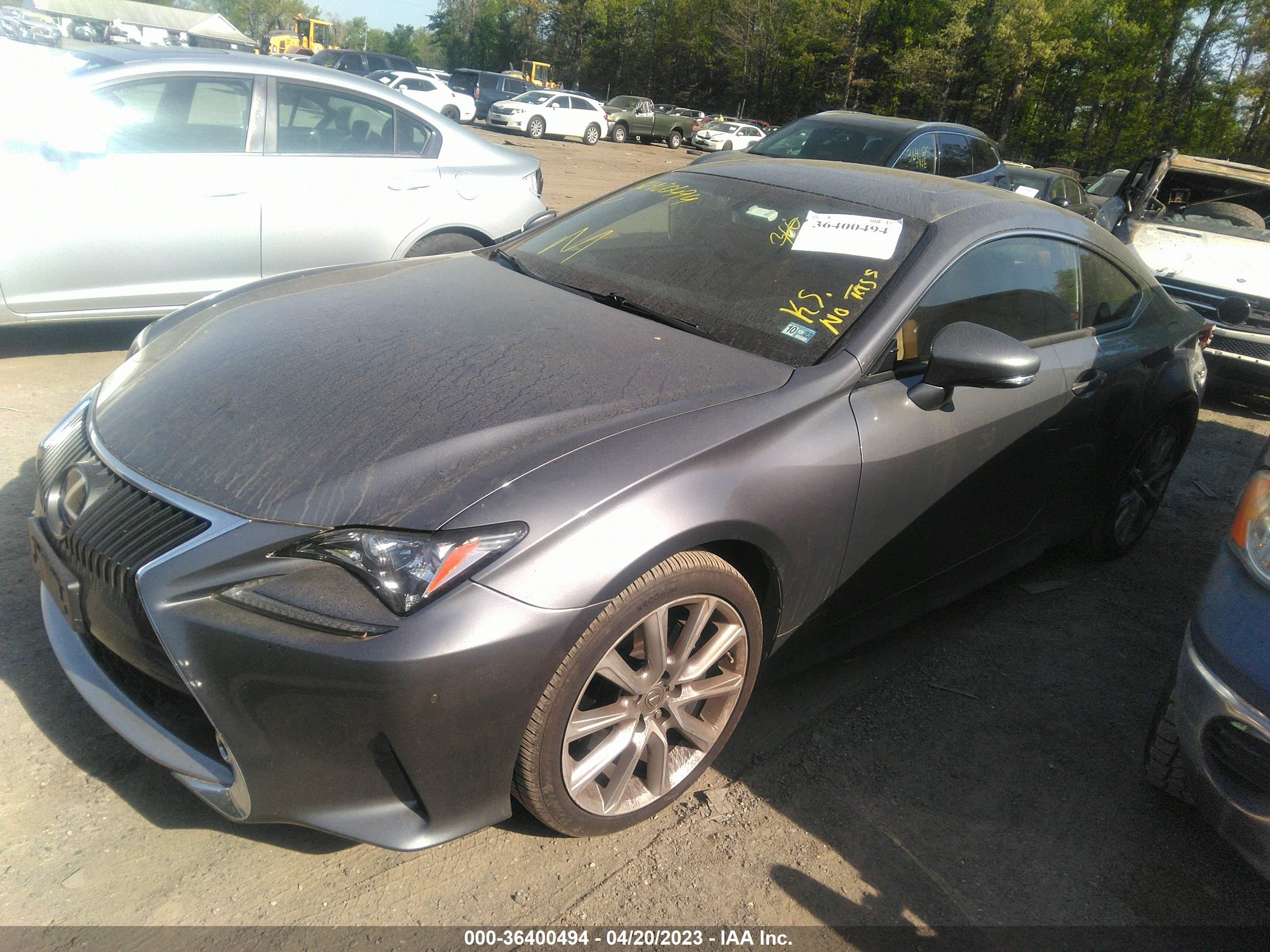 2016 LEXUS RC 300 — VIN JTHSM5BC0G5000271 — photo 2