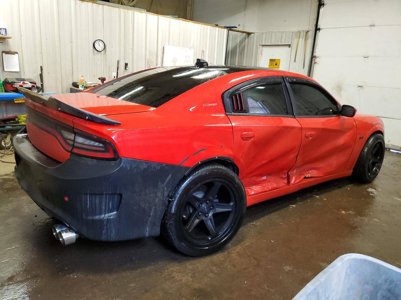 2015 DODGE CHARGER R/ — VIN 2C3CDXCT1FH748409 — photo 3