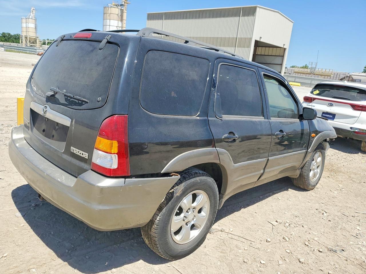 2003 MAZDA Tribute — VIN 4F2CZ94143KM29595 — photo 3
