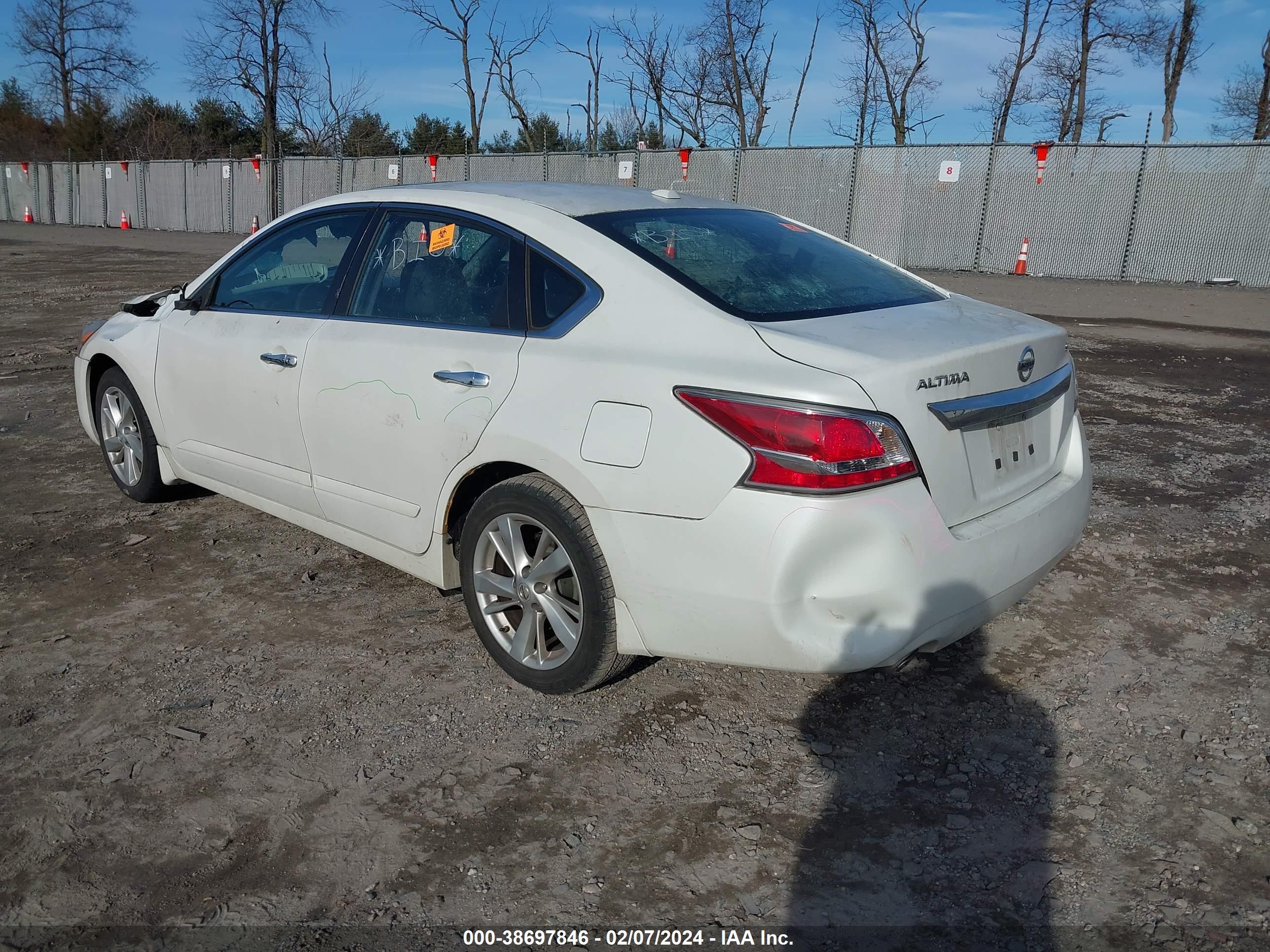 2015 NISSAN ALTIMA — VIN 1N4AL3AP6FN872614 — photo 3