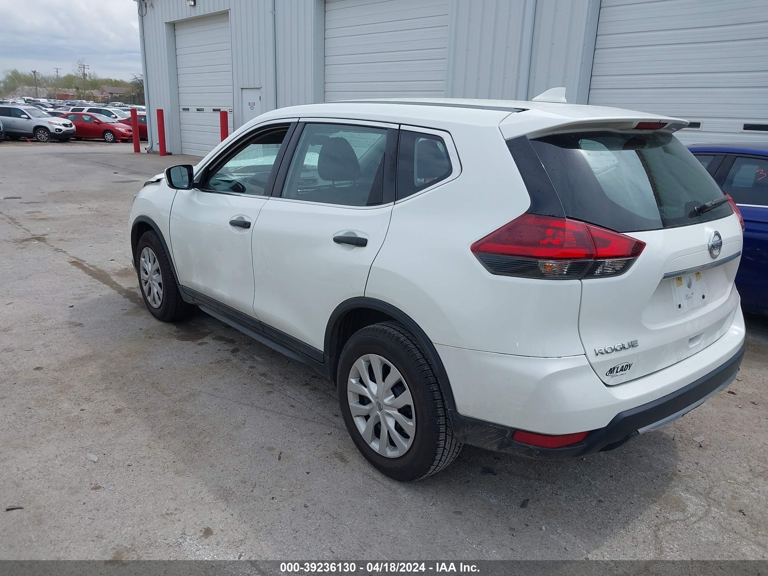 2018 NISSAN ROGUE — VIN KNMAT2MT7JP536786 — photo 3