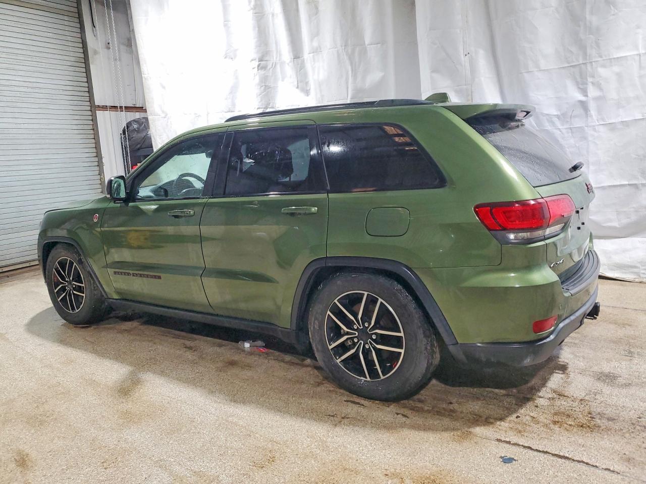 2021 JEEP Cherokee — VIN 1C4RJFLG8MC565407 — photo 2