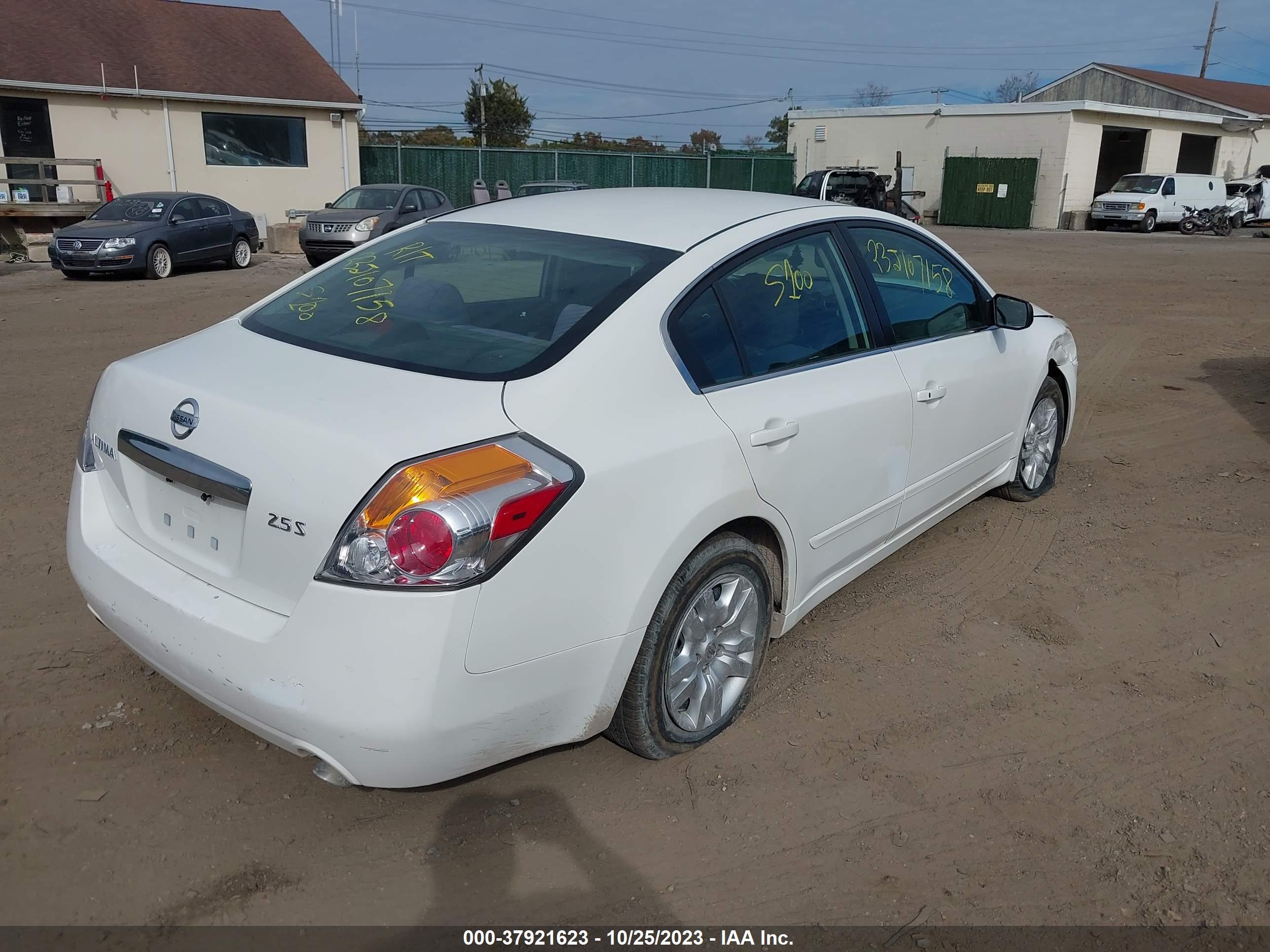 2011 NISSAN ALTIMA — VIN 1N4AL2AP7BN432762 — photo 4