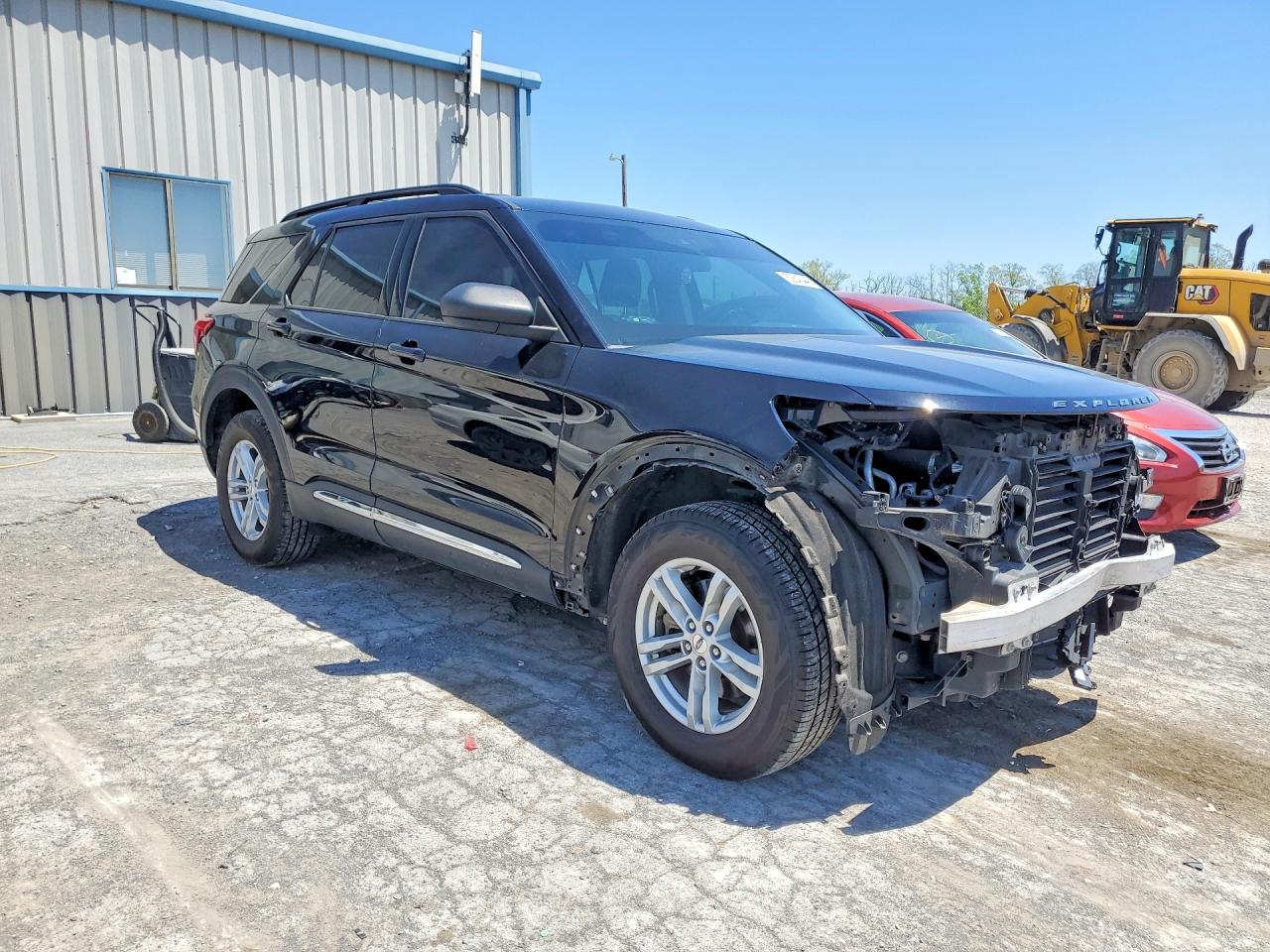 2021 FORD Explorer — VIN 1FMSK8DH2MGA22883 — photo 4