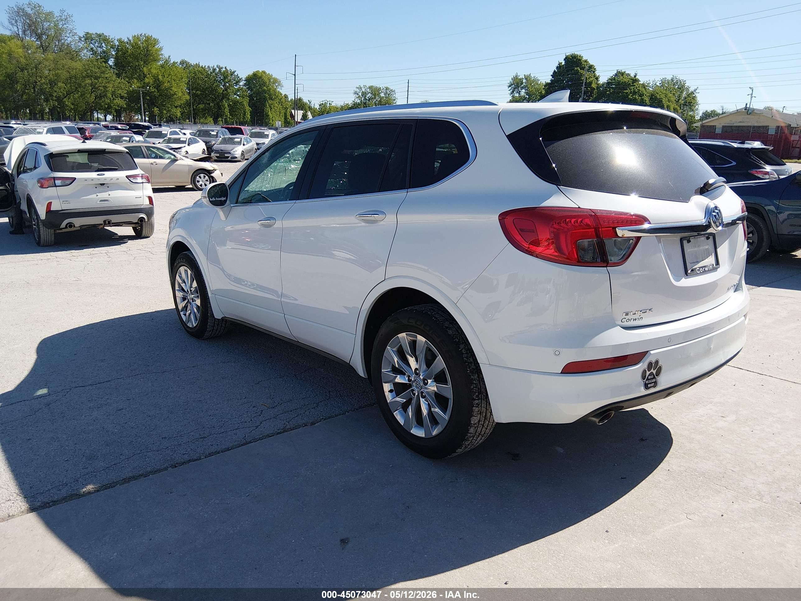 2018 BUICK Envision — VIN LRBFX1SA2JD024052 — photo 3