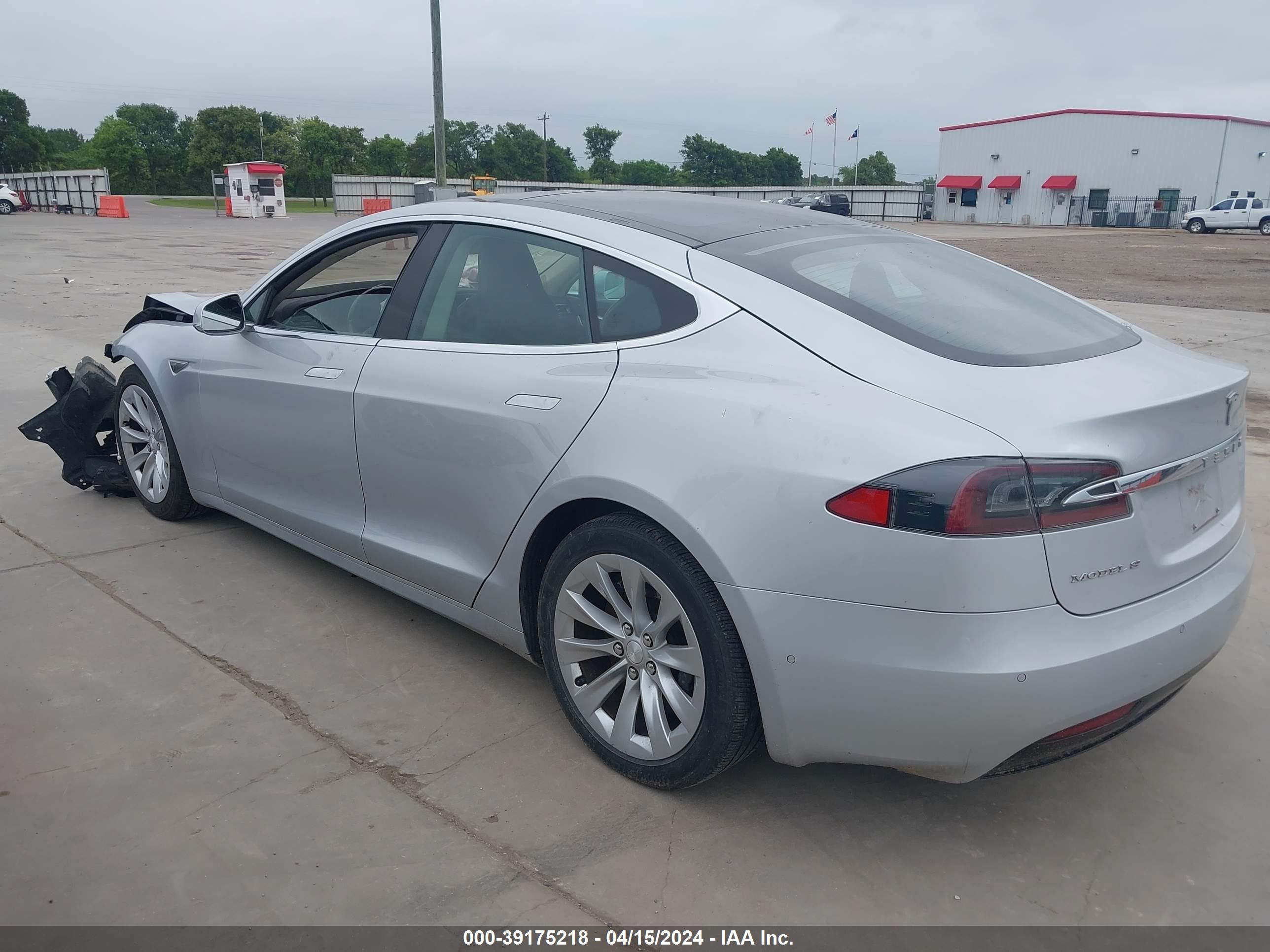 2016 TESLA MODEL S — VIN 5YJSA1E21GF155612 — photo 3