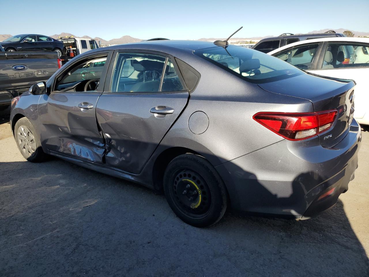 2020 KIA RIO LX — VIN 3KPA24AD6LE334651 — photo 2