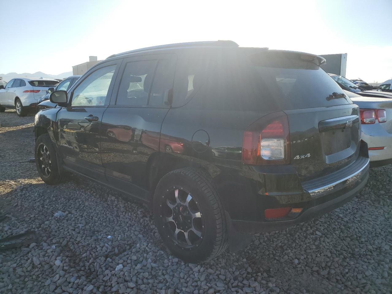 2014 JEEP COMPASS LI — VIN 1C4NJDCB9ED756787 — photo 2