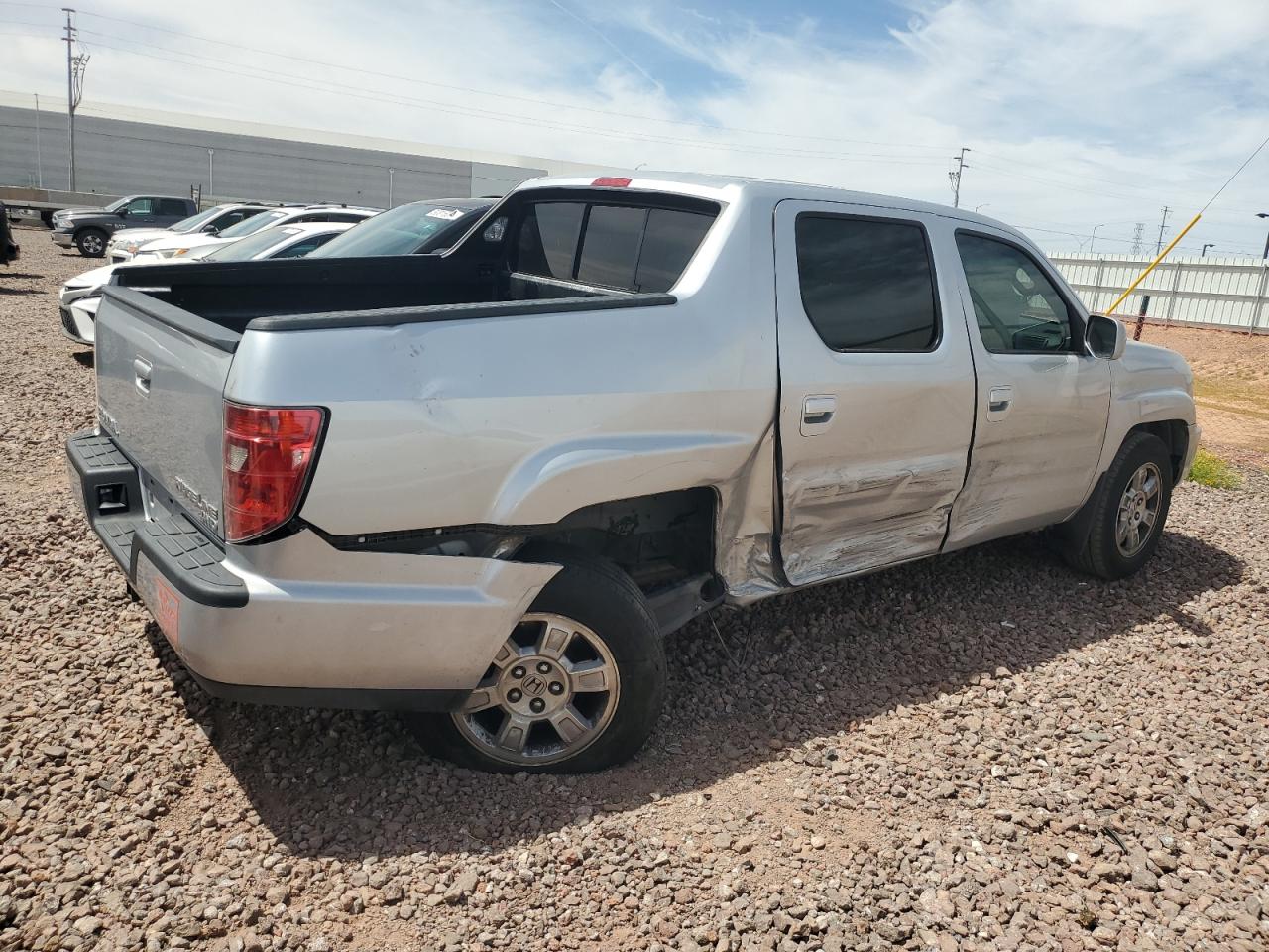 2010 HONDA RIDGELINE — VIN 5FPYK1F42AB008981 — photo 3