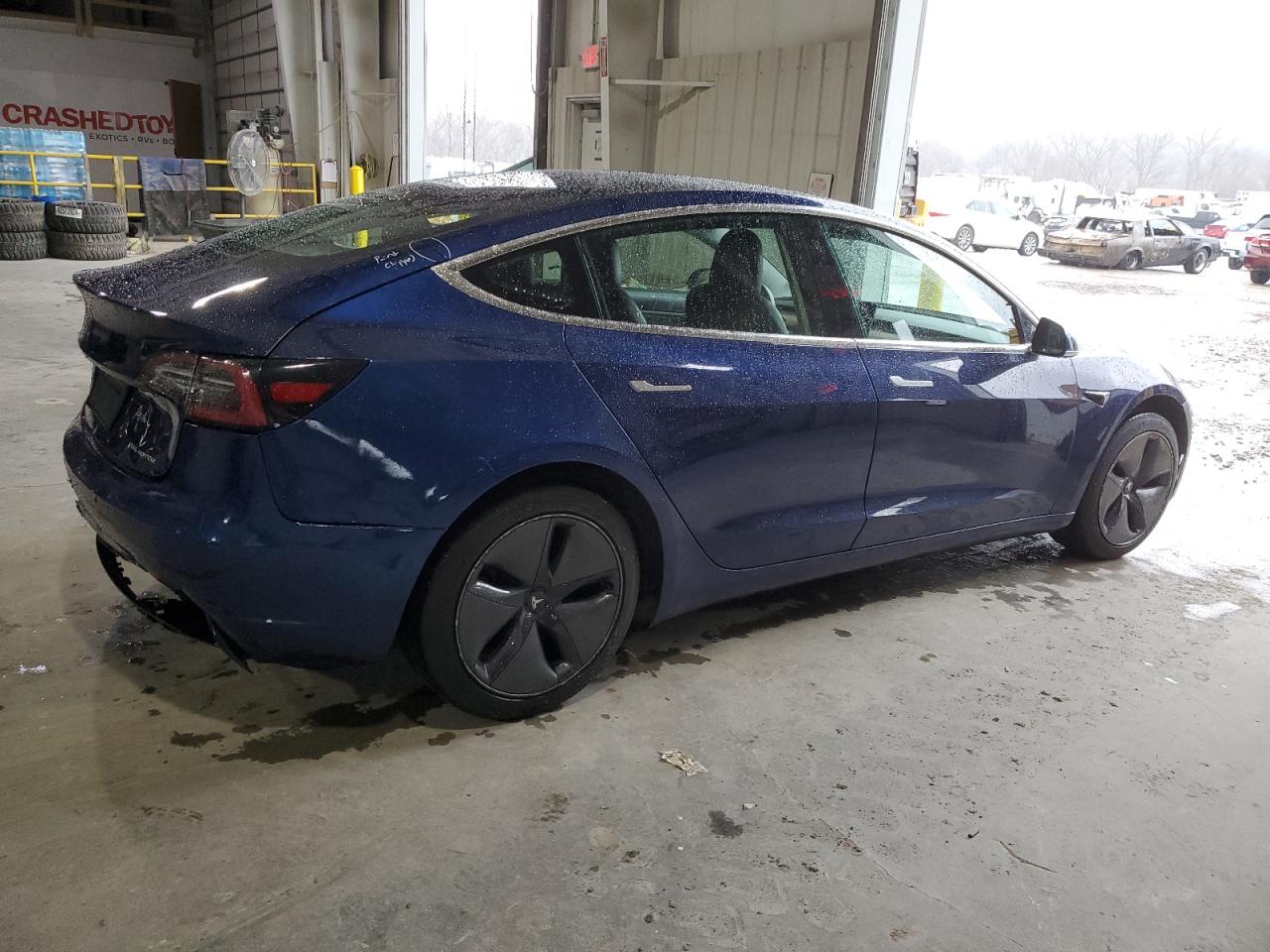 2019 TESLA MODEL 3 — VIN 5YJ3E1EB5KF387745 — photo 3