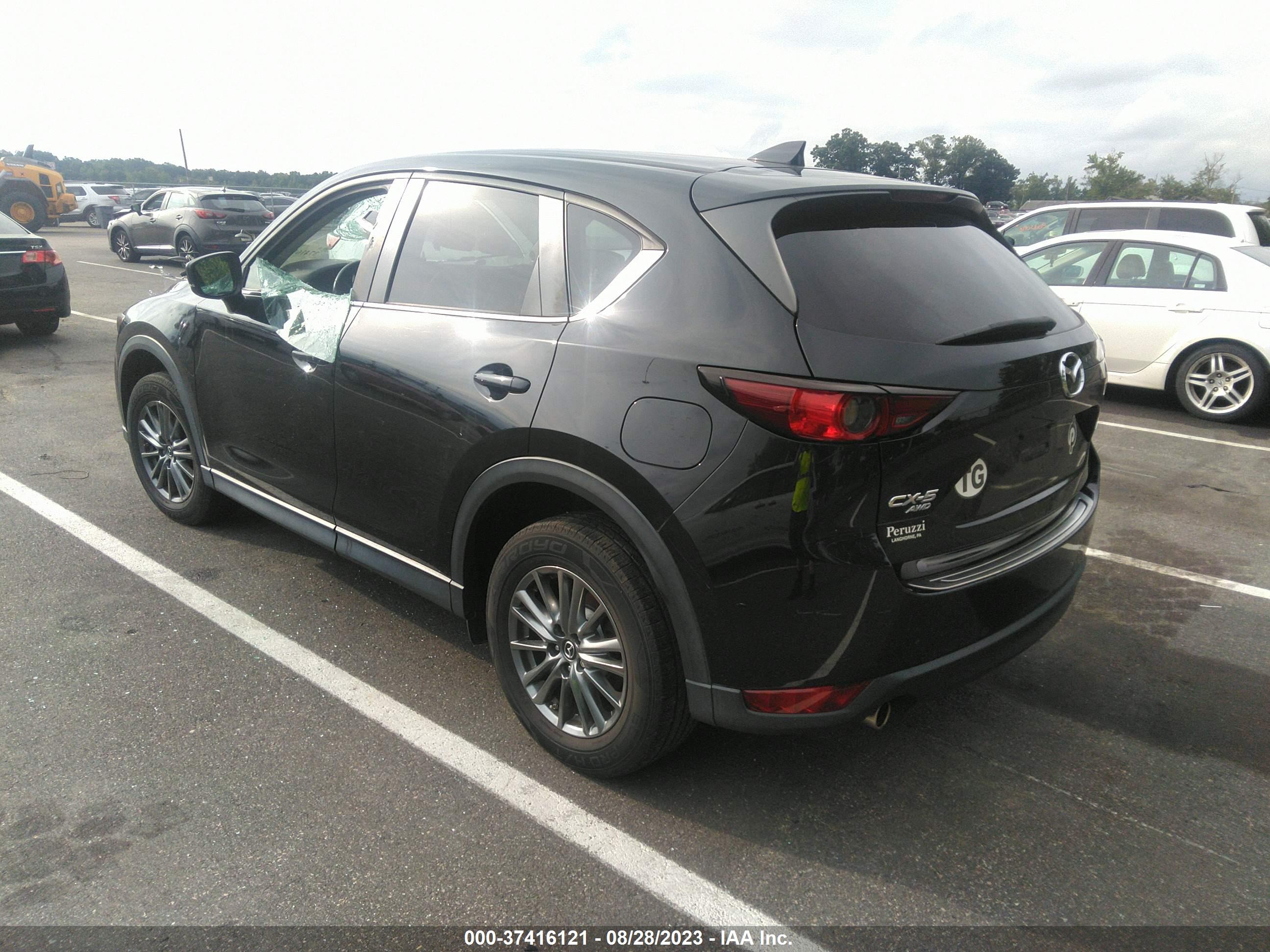 2017 MAZDA CX-5 — VIN JM3KFBCL3H0213052 — photo 3