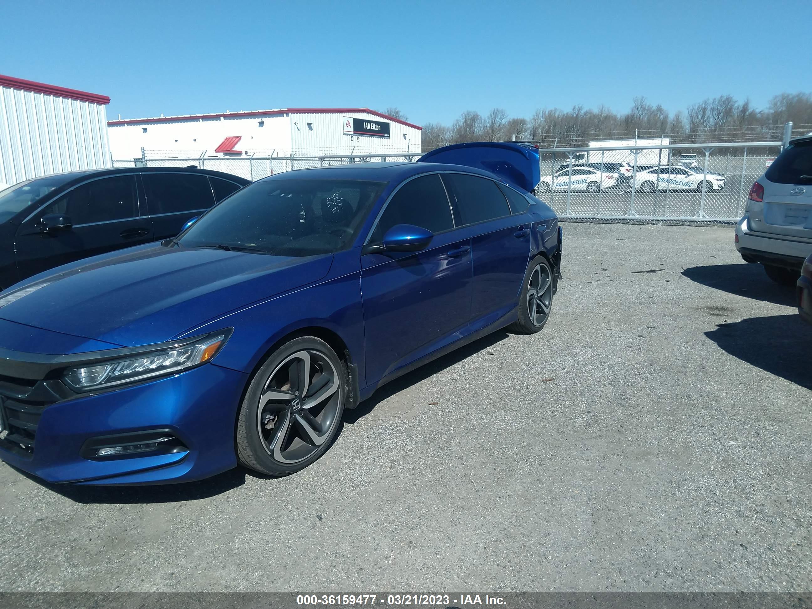 2019 HONDA ACCORD — VIN 1HGCV1F32KA093155 — photo 2