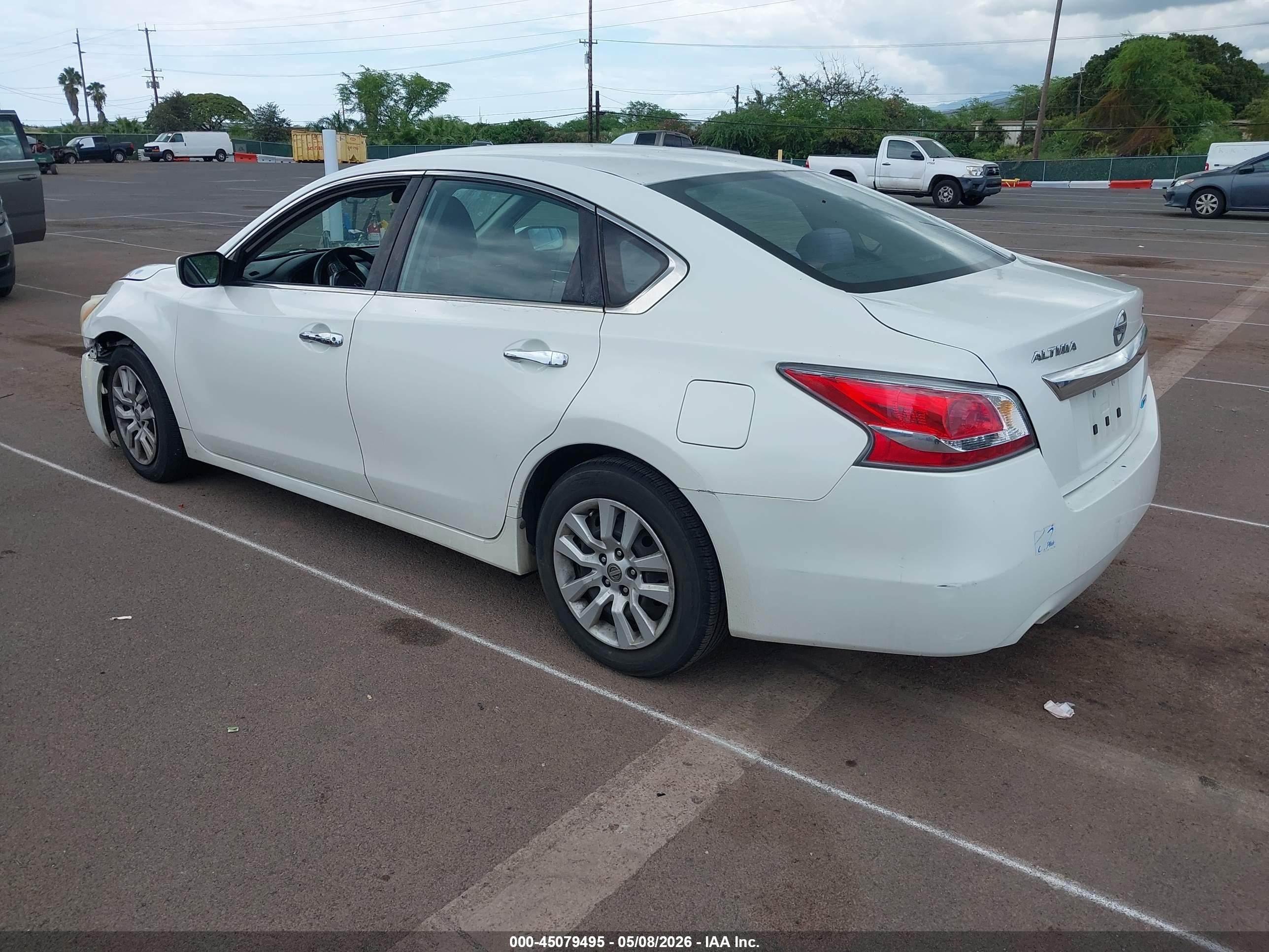2014 NISSAN Altima — VIN 1N4AL3AP5EN382938 — photo 3