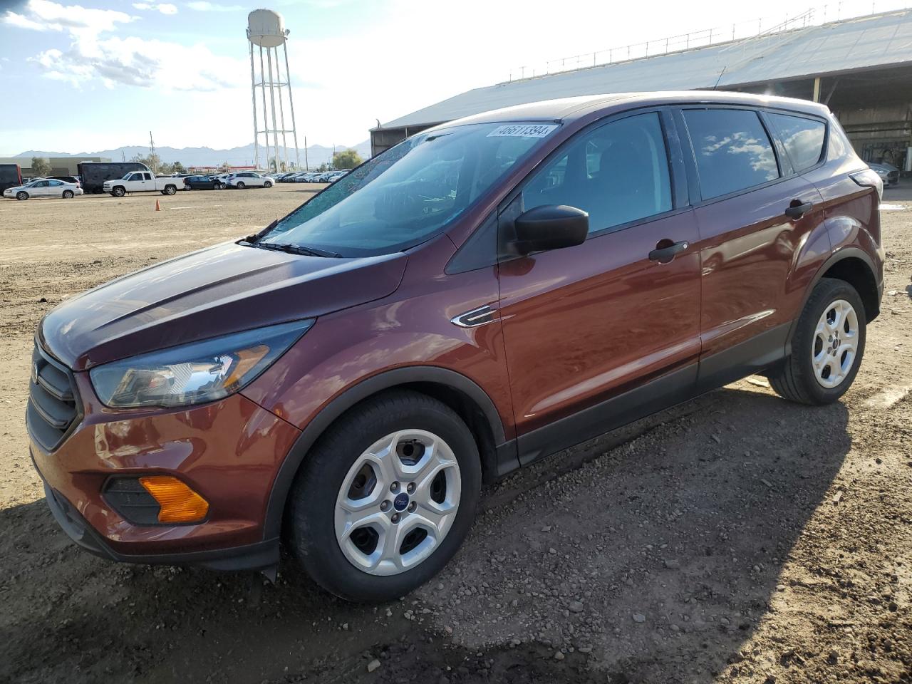 2018 FORD ESCAPE S — VIN 1FMCU0F72JUA31407 — photo 1 of 12