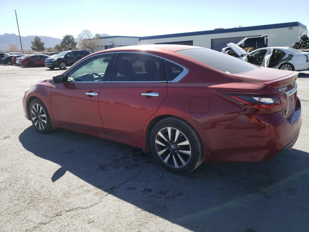 2018 NISSAN ALTIMA 2.5 — VIN 1N4AL3AP8JC217830 — photo 2