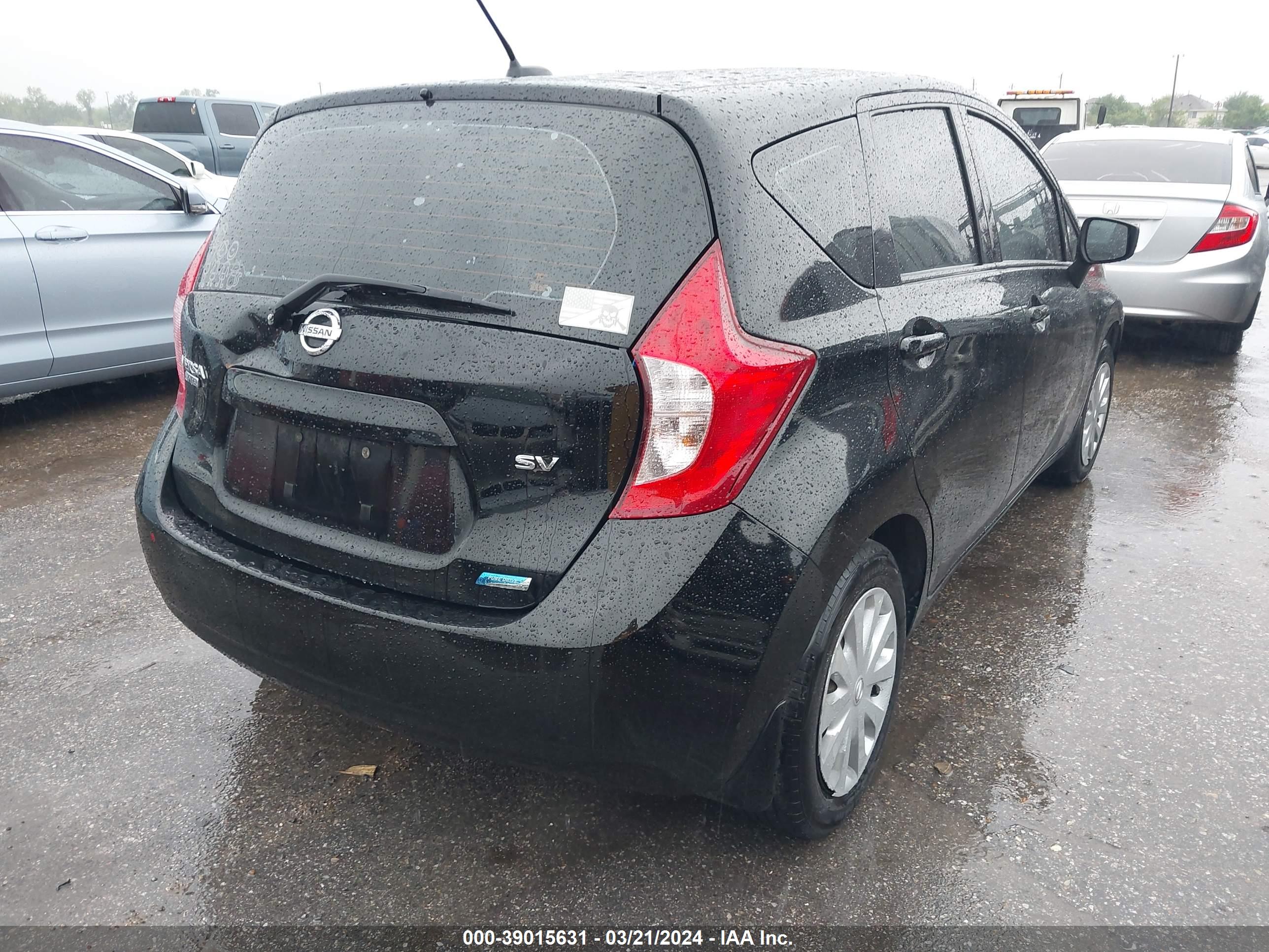 2015 NISSAN VERSA NOTE — VIN 3N1CE2CPXFL436324 — photo 4
