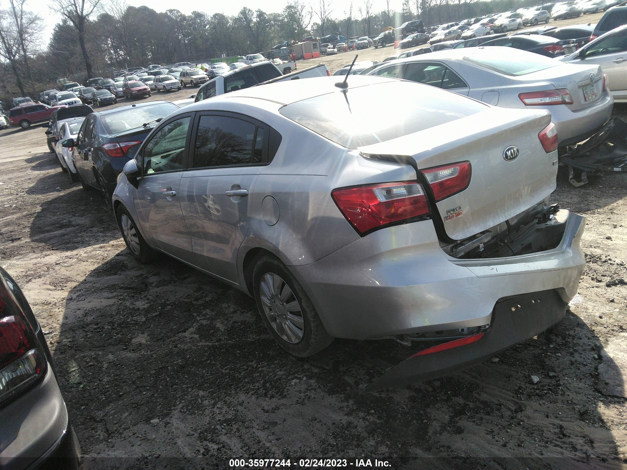 2016 KIA Rio — VIN KNADM4A37G6574329 — photo 3