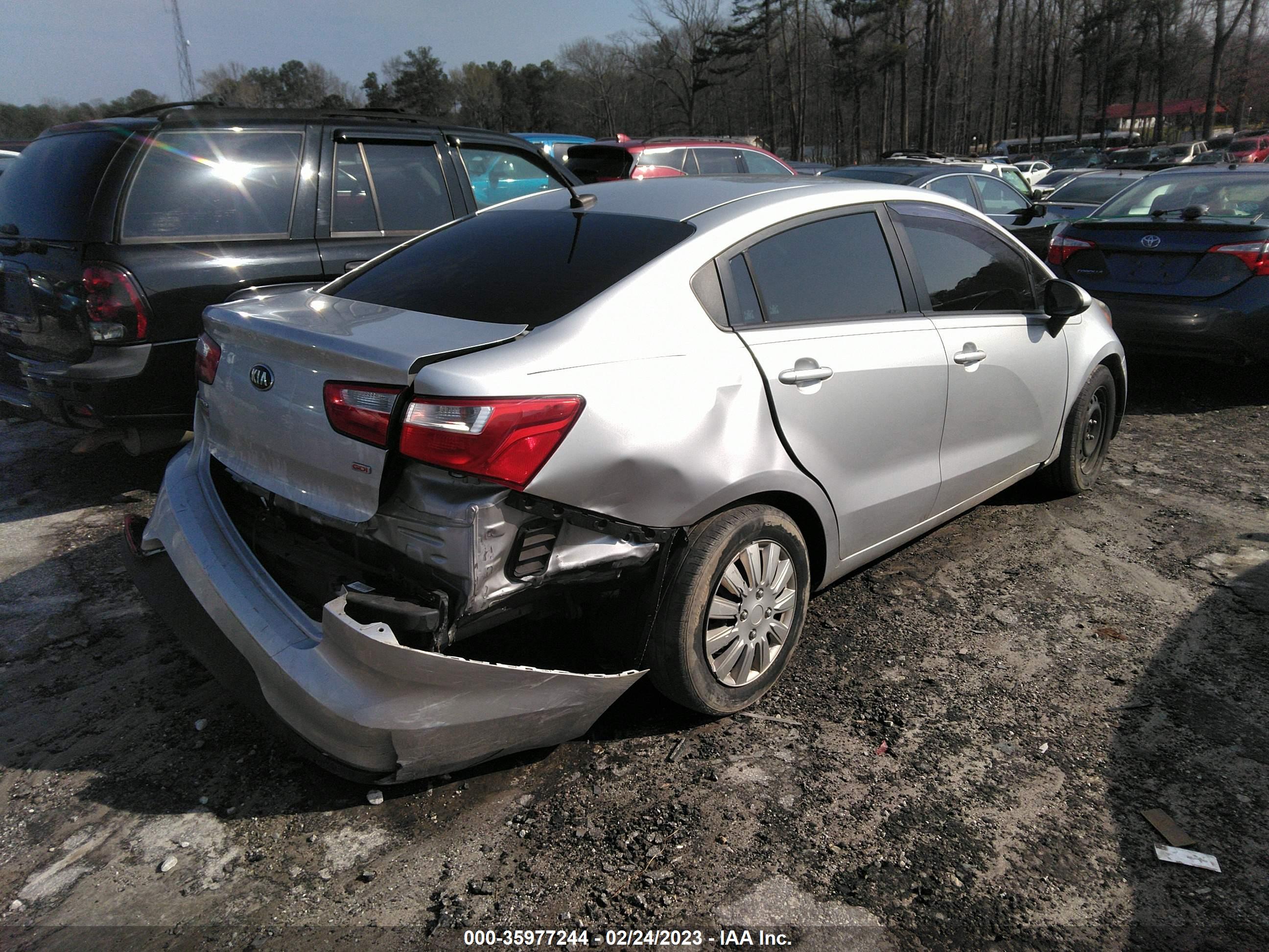 2016 KIA Rio — VIN KNADM4A37G6574329 — photo 4