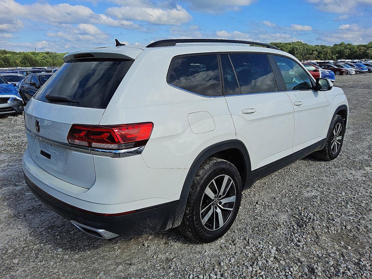 2021 VOLKSWAGEN Atlas — VIN 1V2DP2CAXMC596511 — photo 3