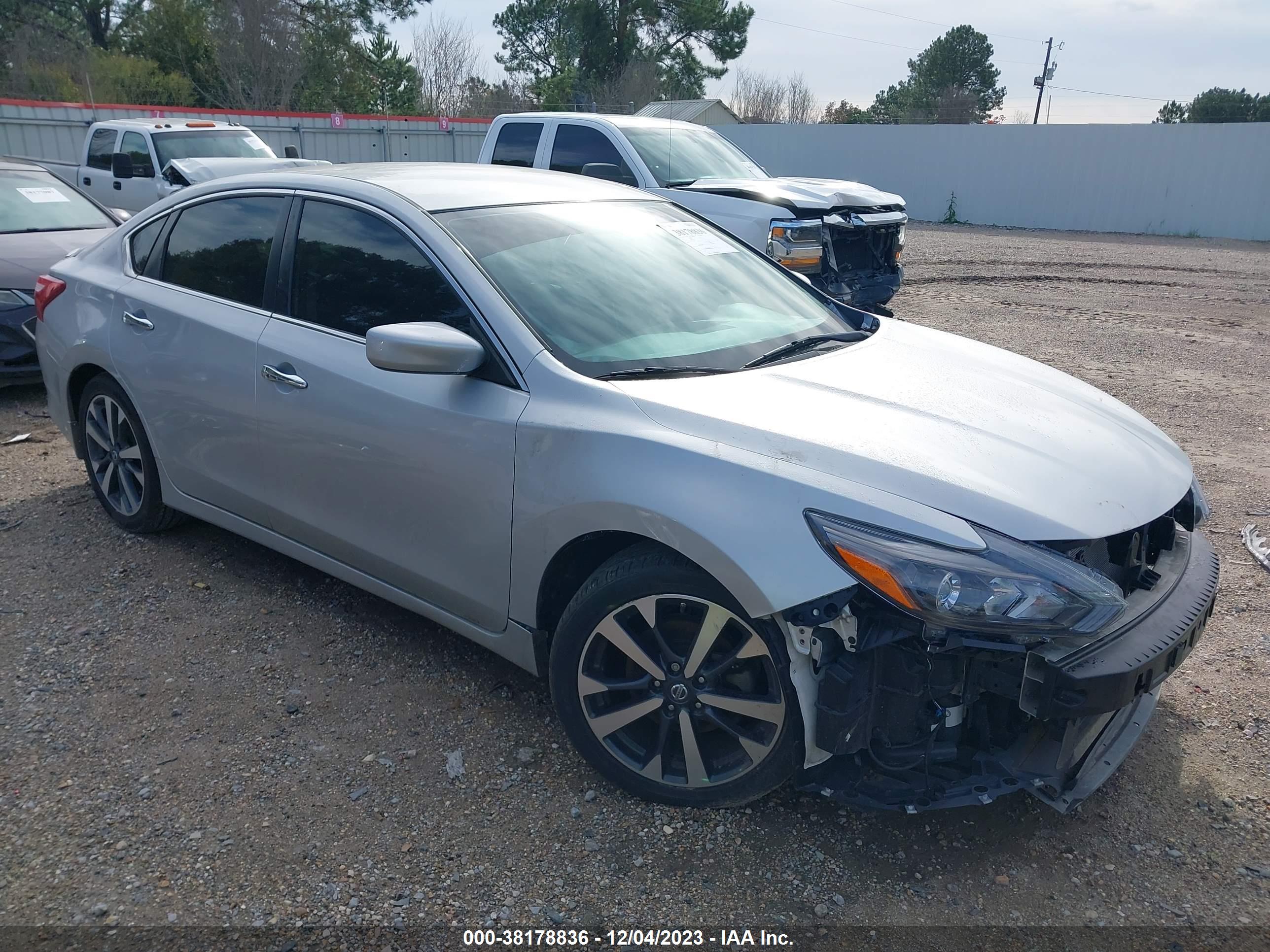 2016 NISSAN ALTIMA — VIN 1N4AL3AP7GC291605 — photo 1 of 17