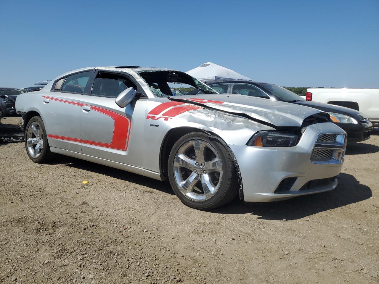 2011 DODGE CHARGER R/ — VIN 2B3CL5CT9BH613614 — photo 4