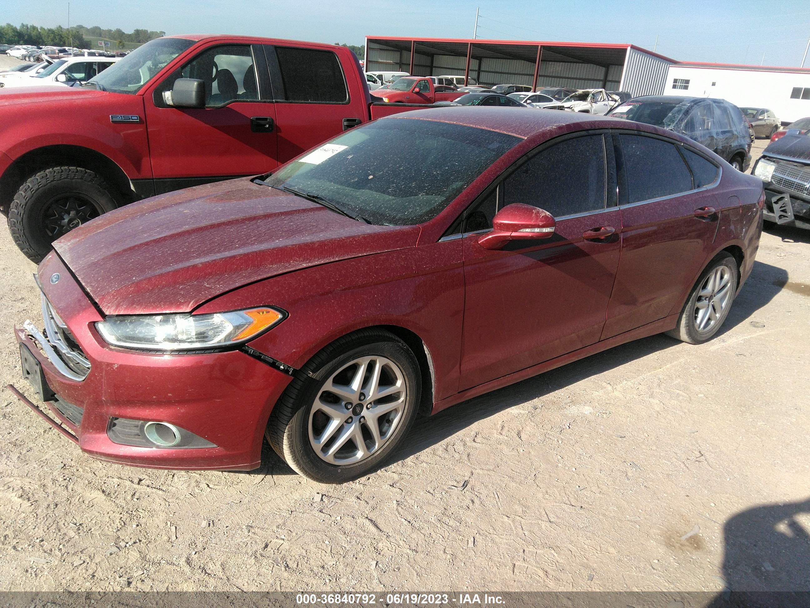 2016 FORD FUSION — VIN 3FA6P0H71GR152540 — photo 2