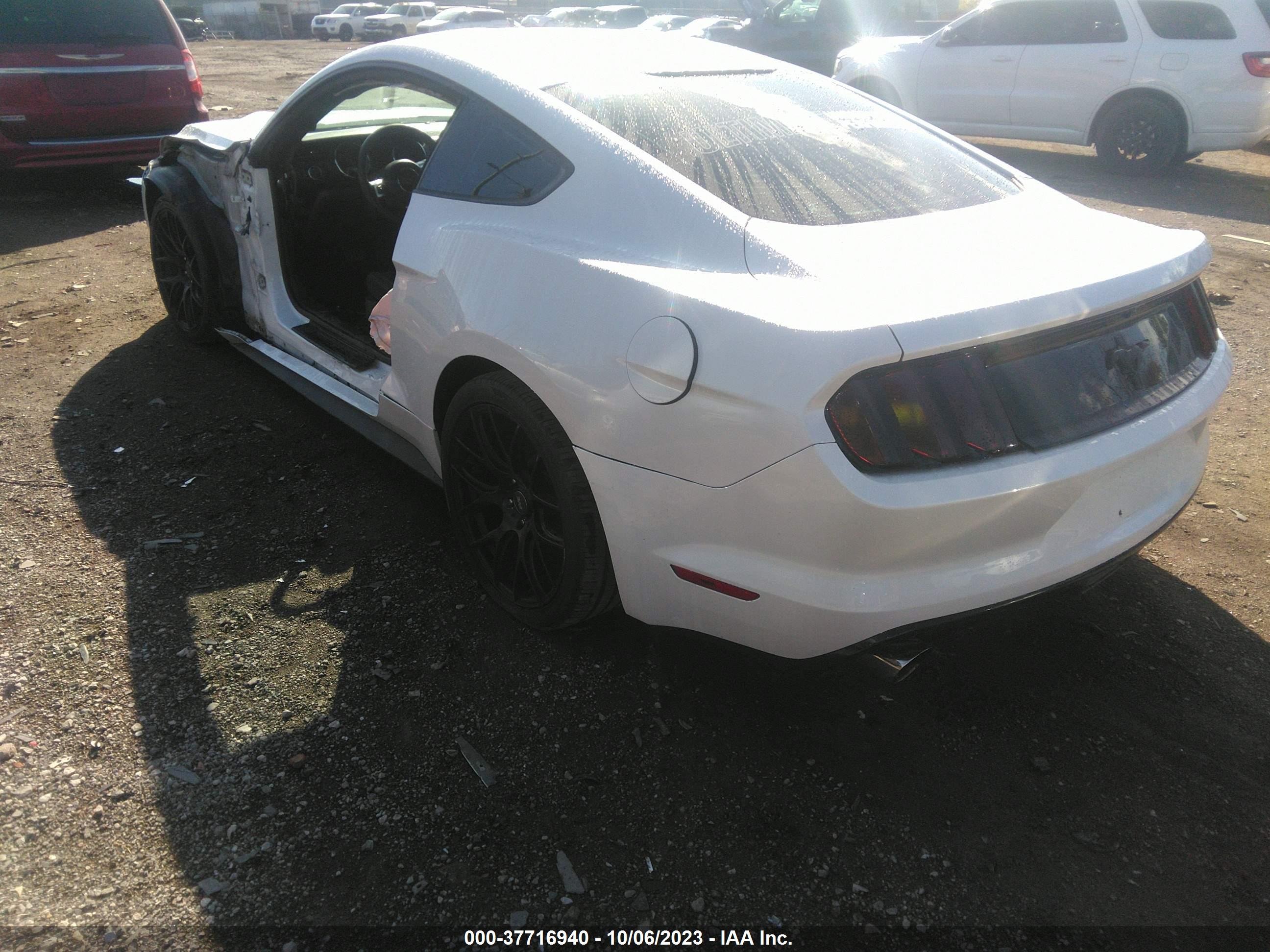 2017 FORD MUSTANG — VIN 1FA6P8AM4H5280418 — photo 3