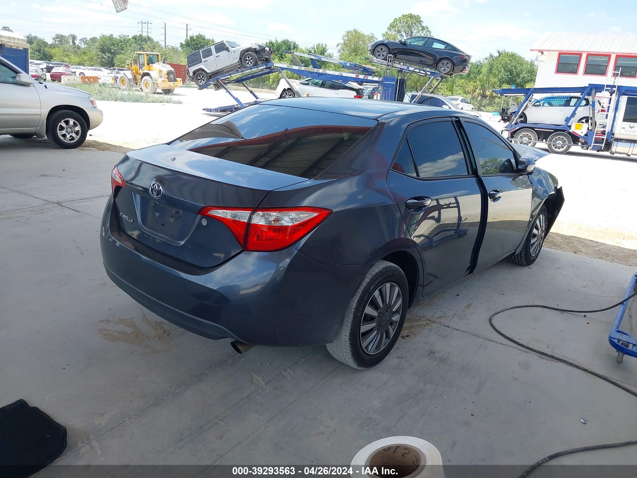 2016 TOYOTA COROLLA — VIN 2T1BURHE8GC539693 — photo 4