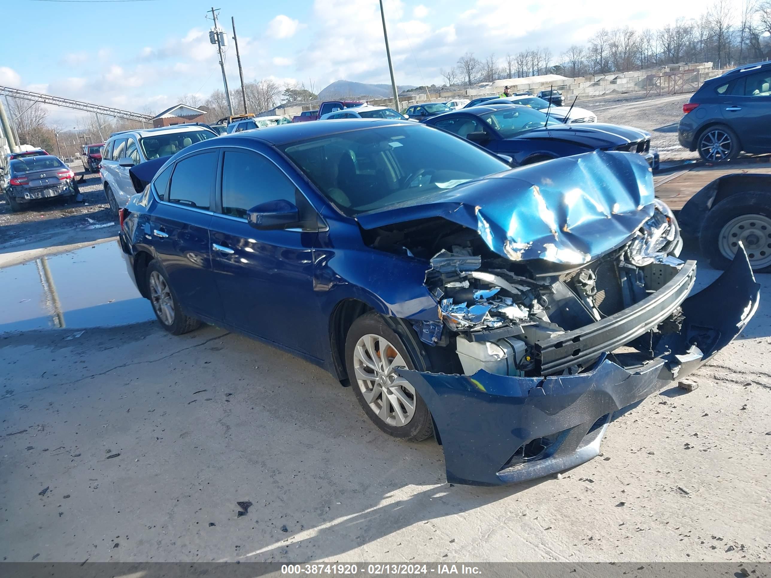 2018 NISSAN SENTRA — VIN 3N1AB7AP3JL623350 — photo 1 of 16