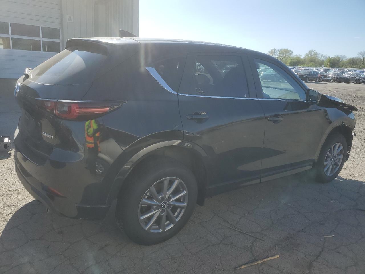 2024 MAZDA CX-5 PREFE — VIN JM3KFBCL6R0432248 — photo 3