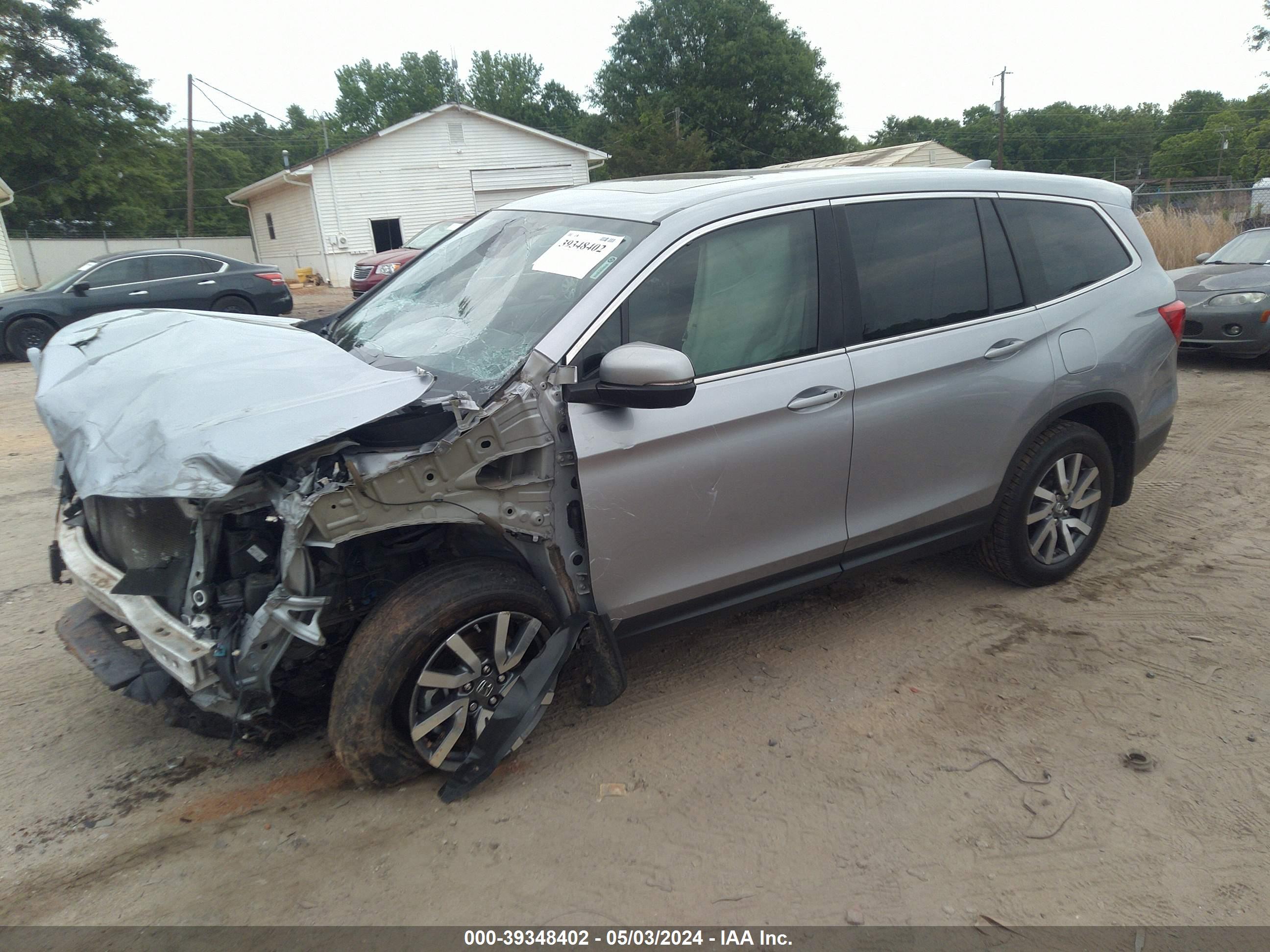 2019 HONDA PILOT — VIN 5FNYF6H55KB007633 — photo 2
