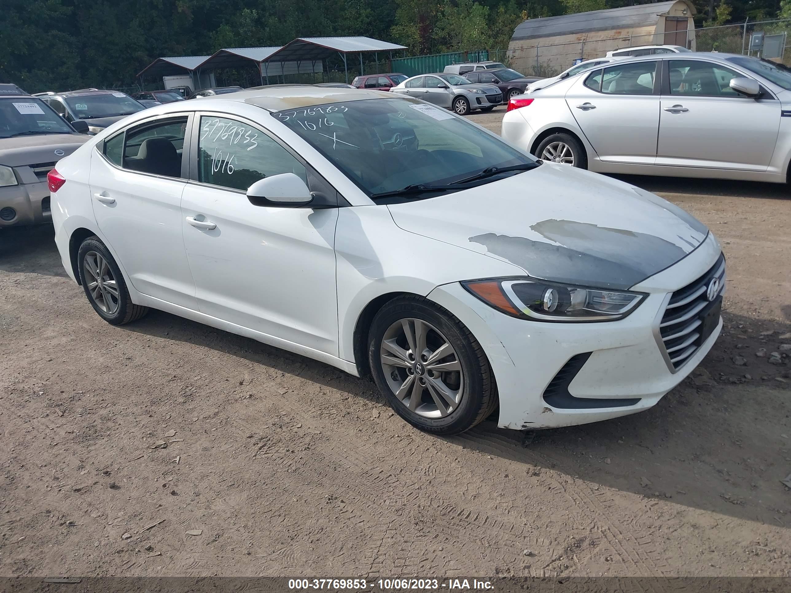 2017 HYUNDAI ELANTRA