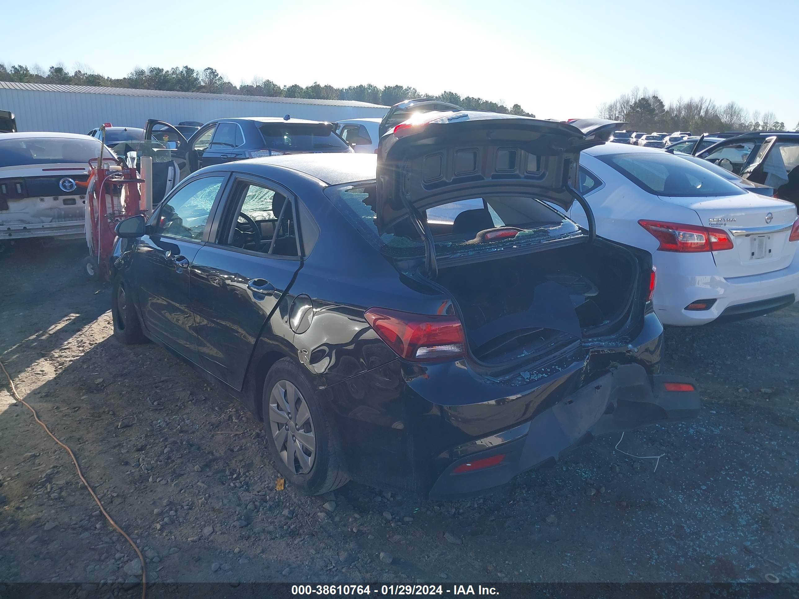 2020 KIA RIO — VIN 3KPA24AD7LE329250 — photo 3