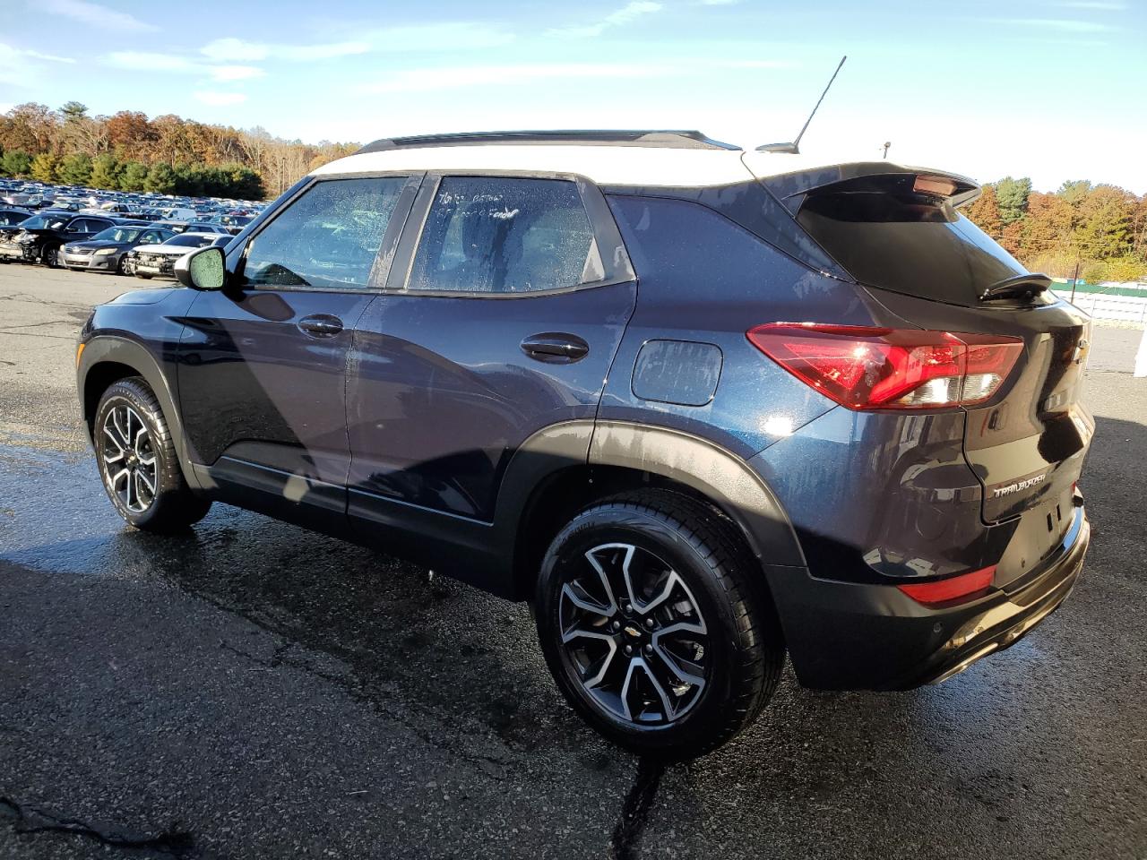 2021 CHEVROLET TRAILBLAZE — VIN KL79MVSL3MB123802 — photo 2