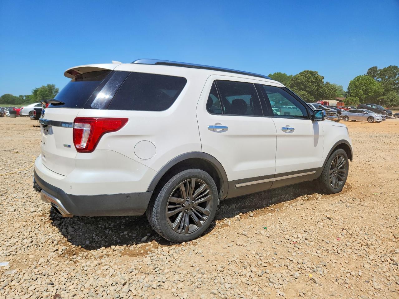2017 FORD Explorer — VIN 1FM5K8HT8HGC02449 — photo 3