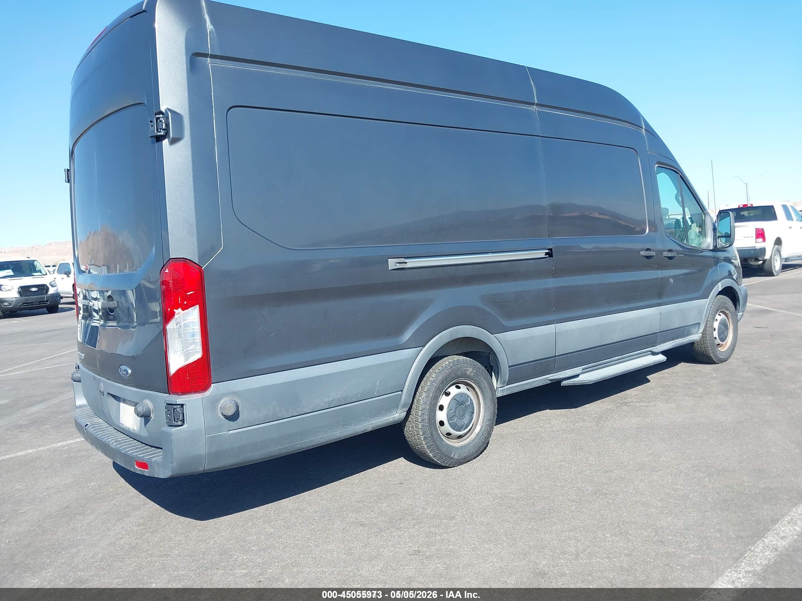 2016 FORD Transit — VIN 1FTYR3XV3GKB49027 — photo 4