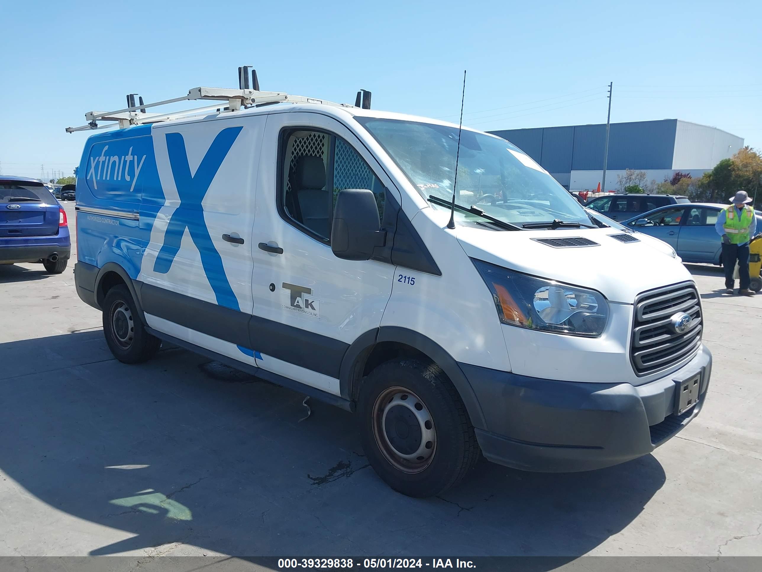 2016 FORD TRANSIT-150 — VIN 1FTYE1YM2GKB49008 — photo 1 of 17